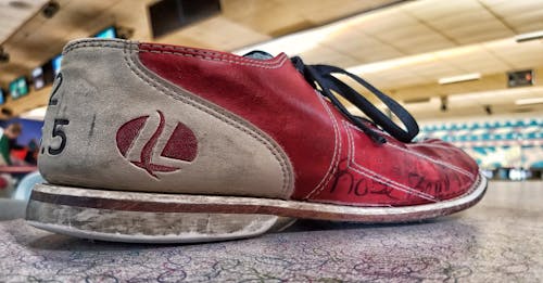 Kostenloses Stock Foto zu bowlen, bowling-schuhe