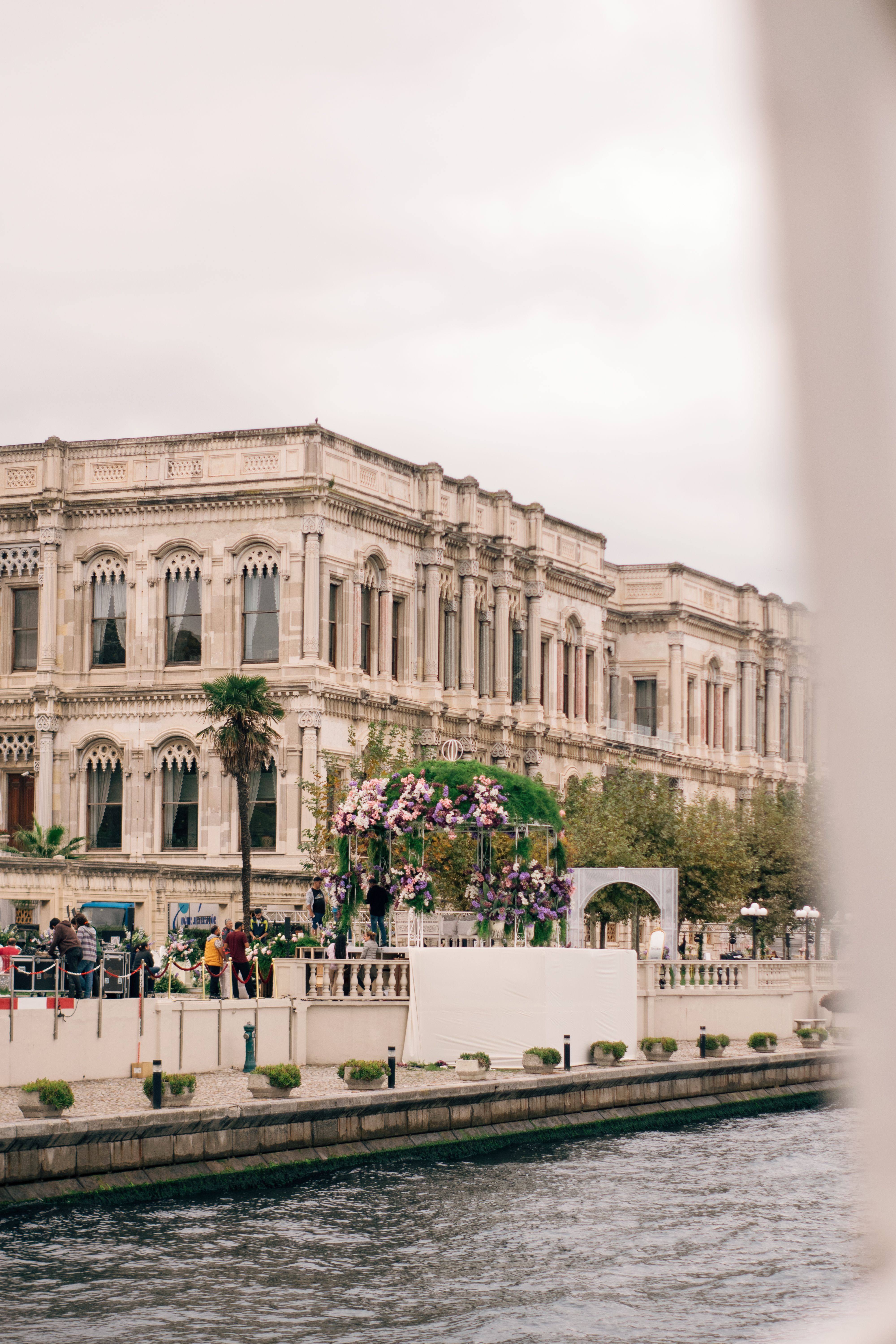 Historic Building Overlooking Waterfront in Istanbul · Free Stock Photo
