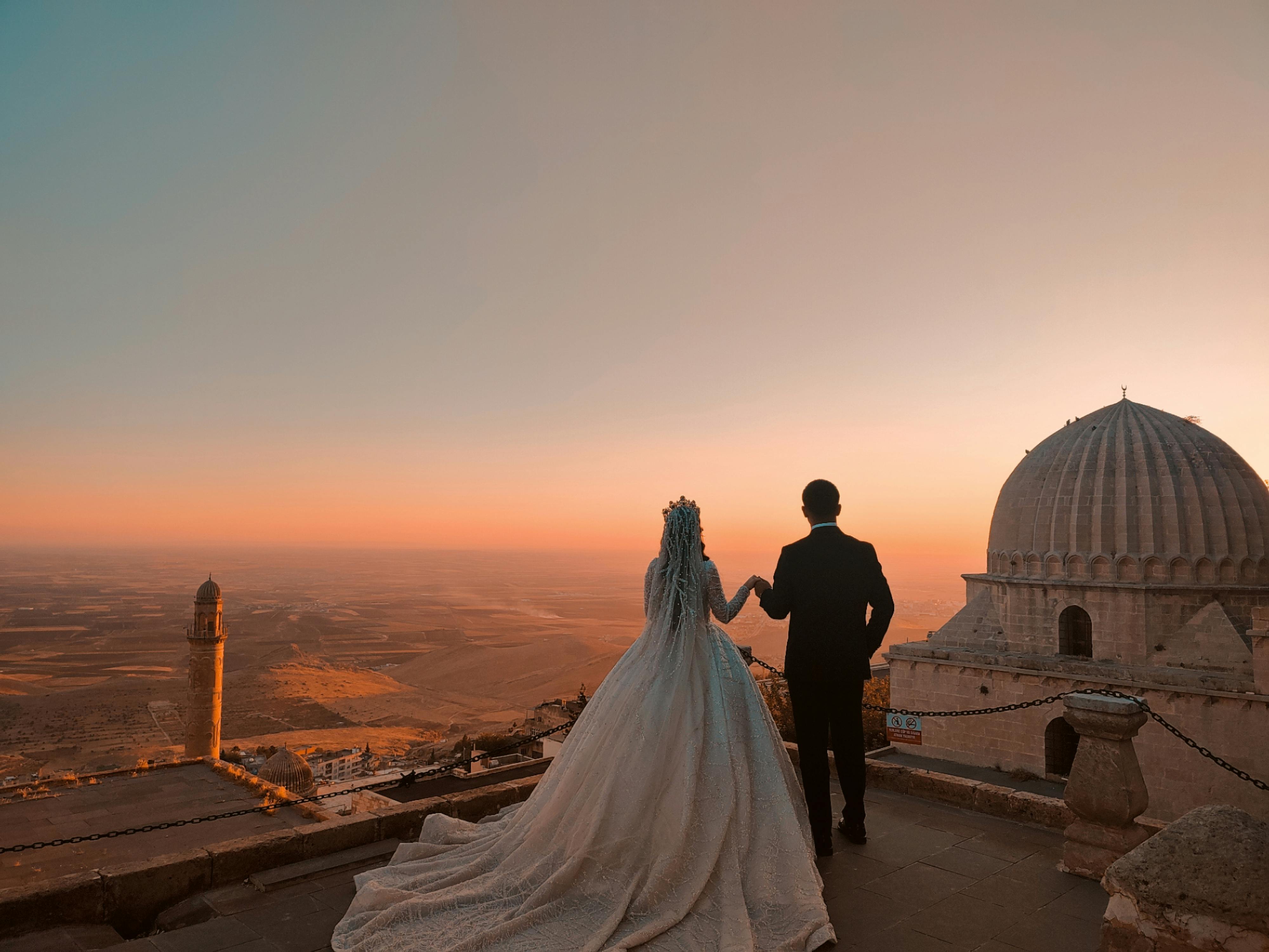 Bistrița aclamată la apariția lor pe scenă.