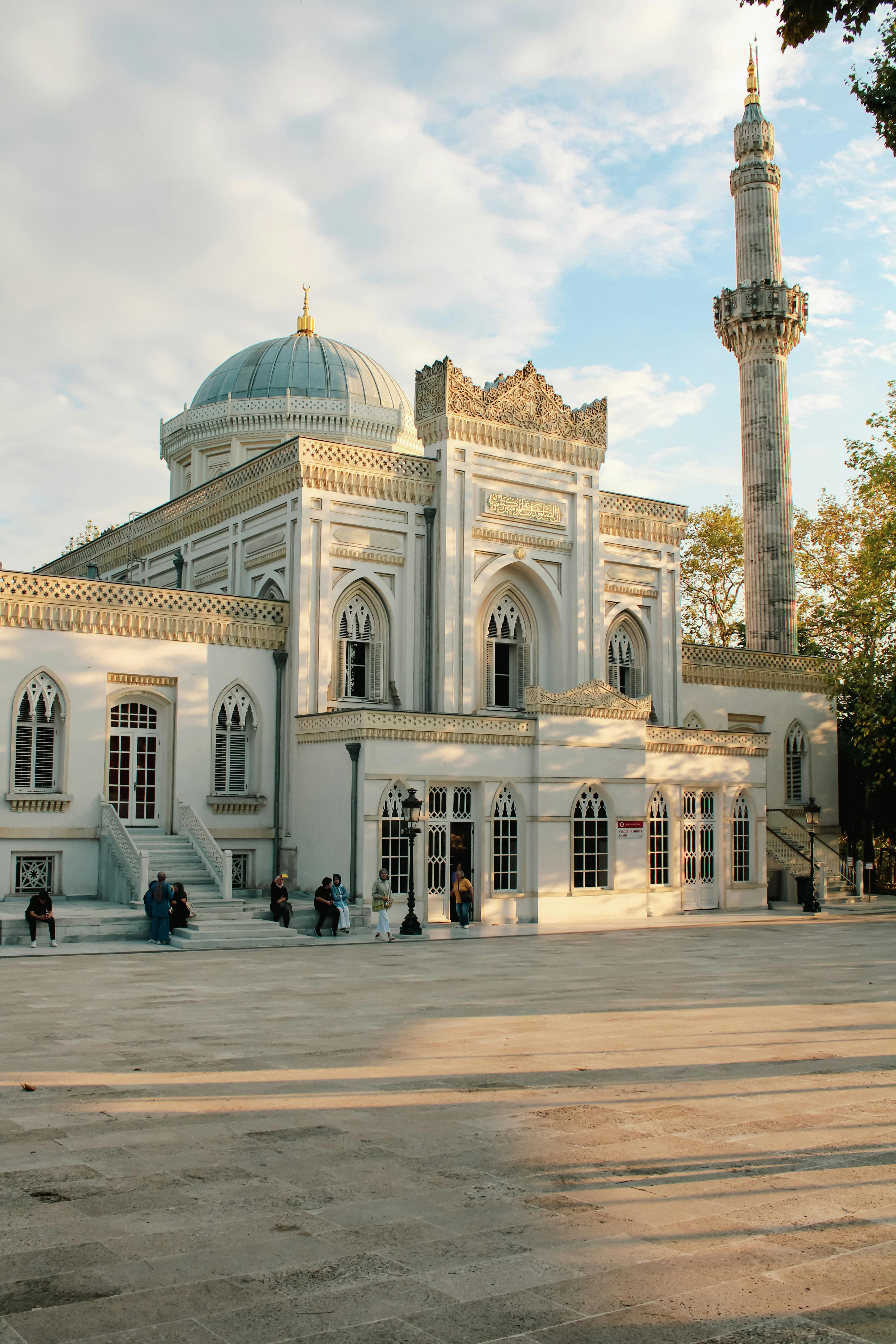 free-photo-of-maestosa-moschea-ottomana-a-istanbul-turkiye.jpeg?auto\u003dcompress\u0026cs\u003dtinysrgb\u0026dpr\u003d1\u0026w\u003d500