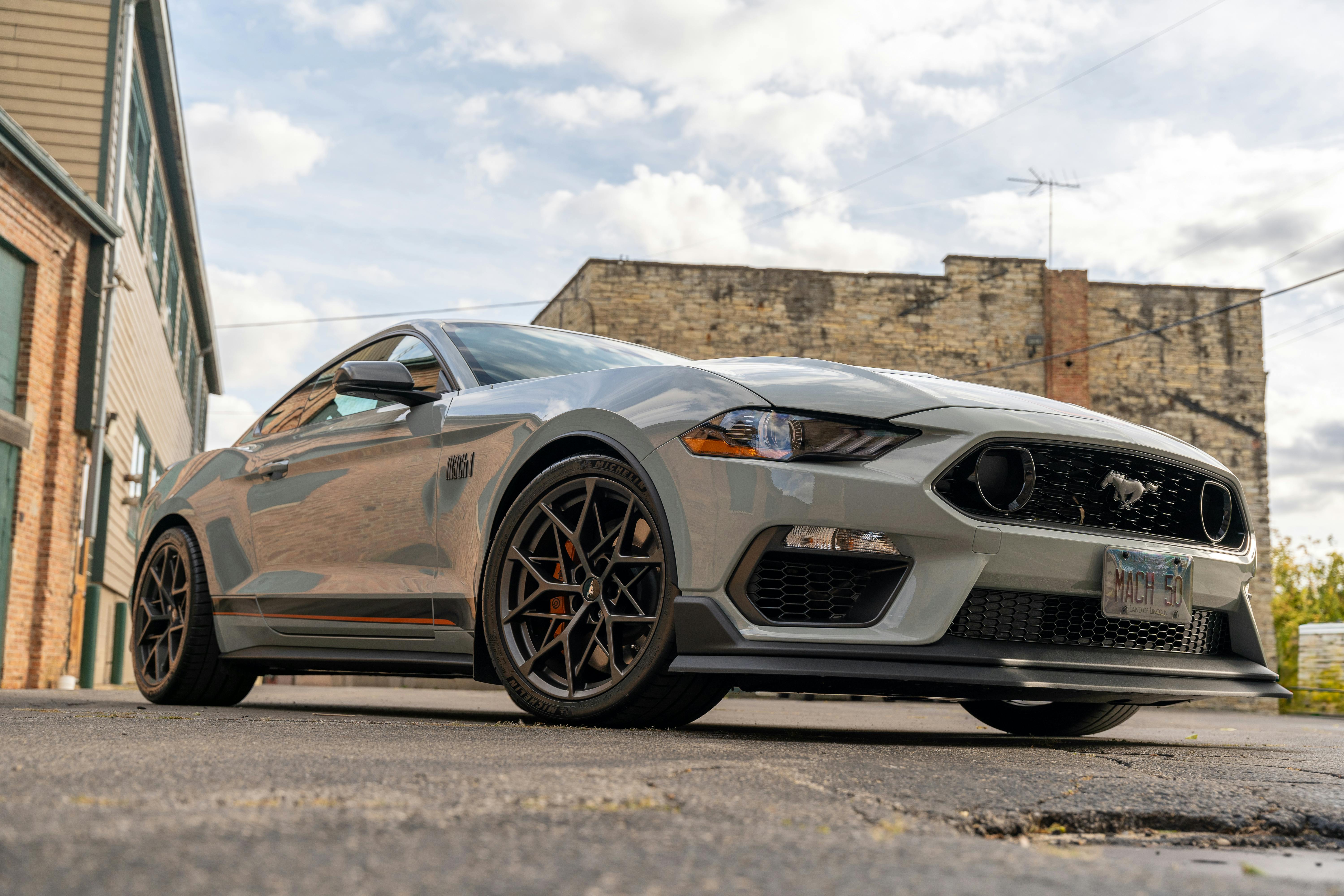 Installation and Compatibility for Ford Mustang Car MP5 Display