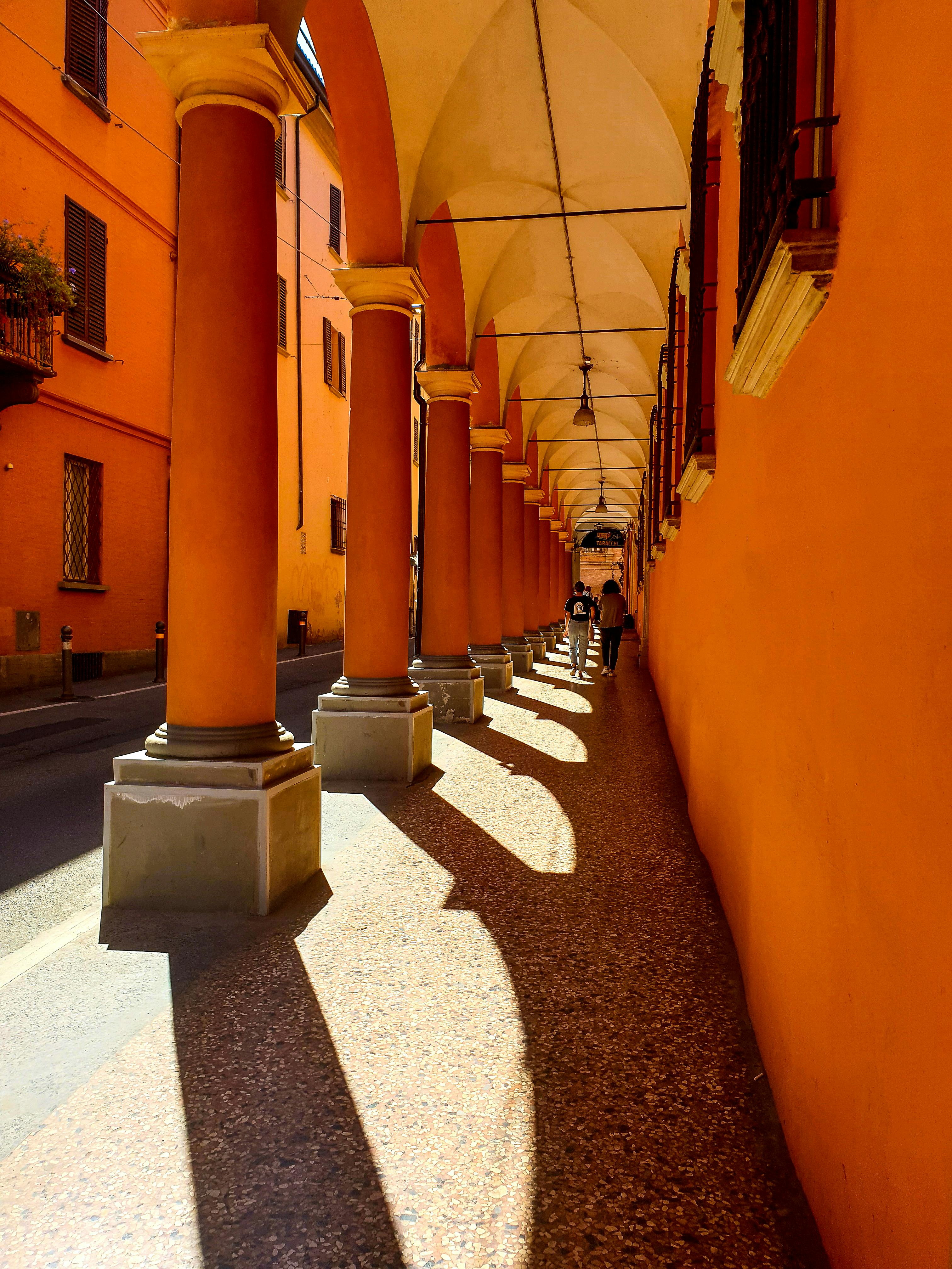 photo of hallway during daytime