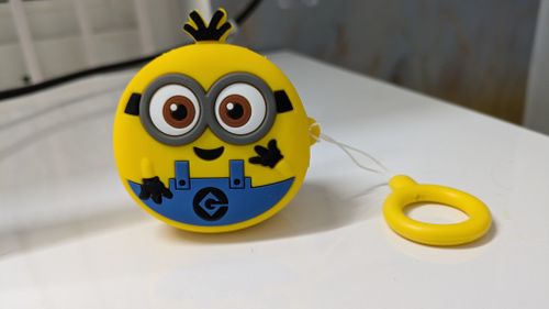 Free Minion pods case Stock Photo