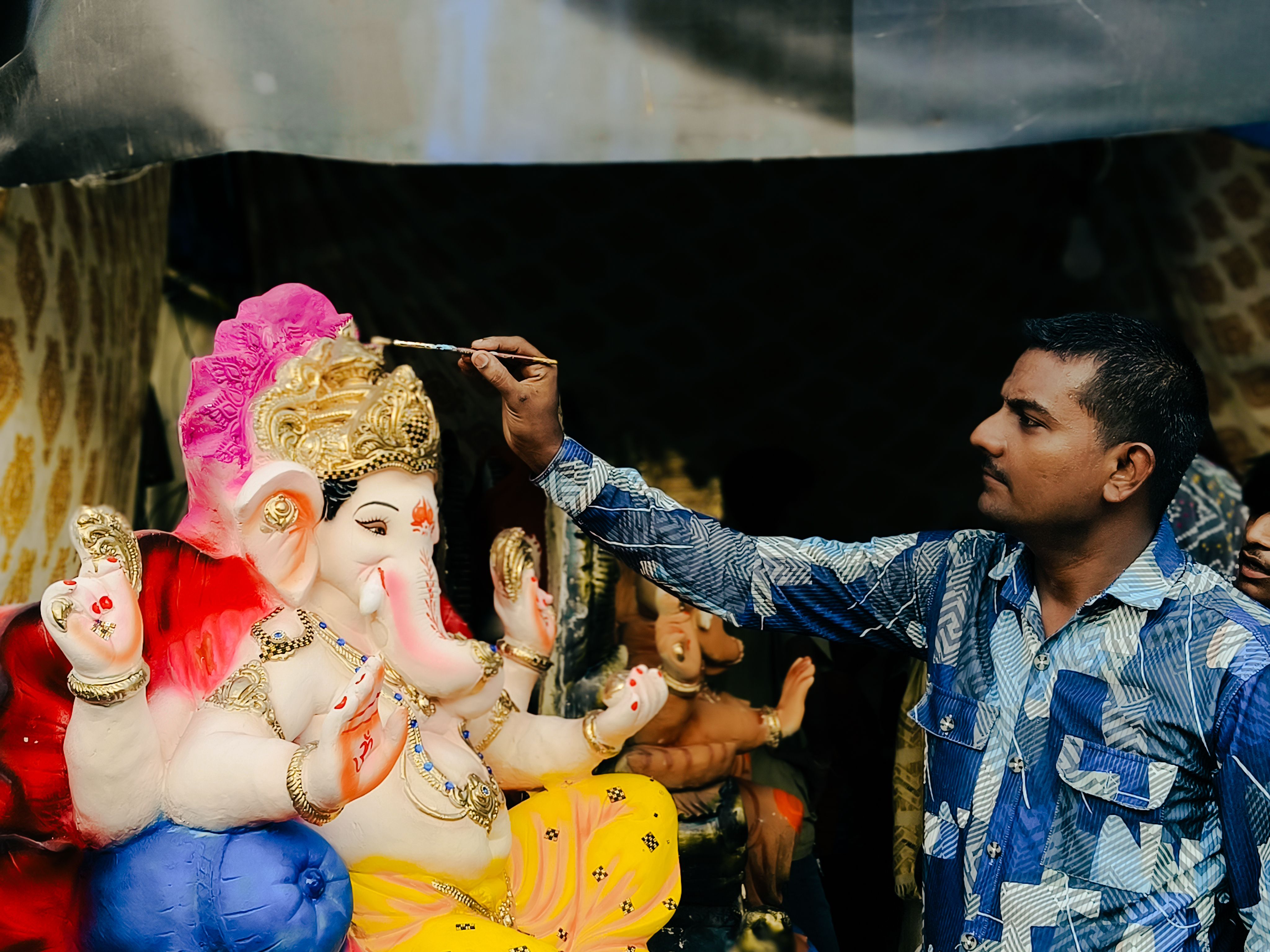 Pen Ganesh Idol