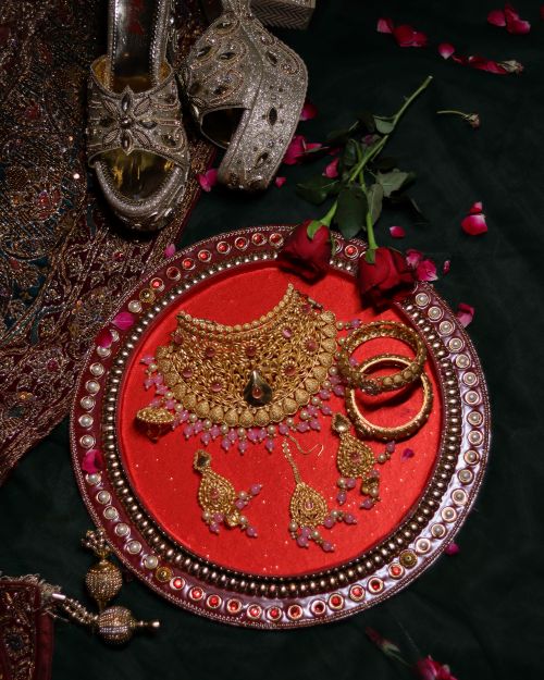 Mango Mala (Manga Malai) on rent
