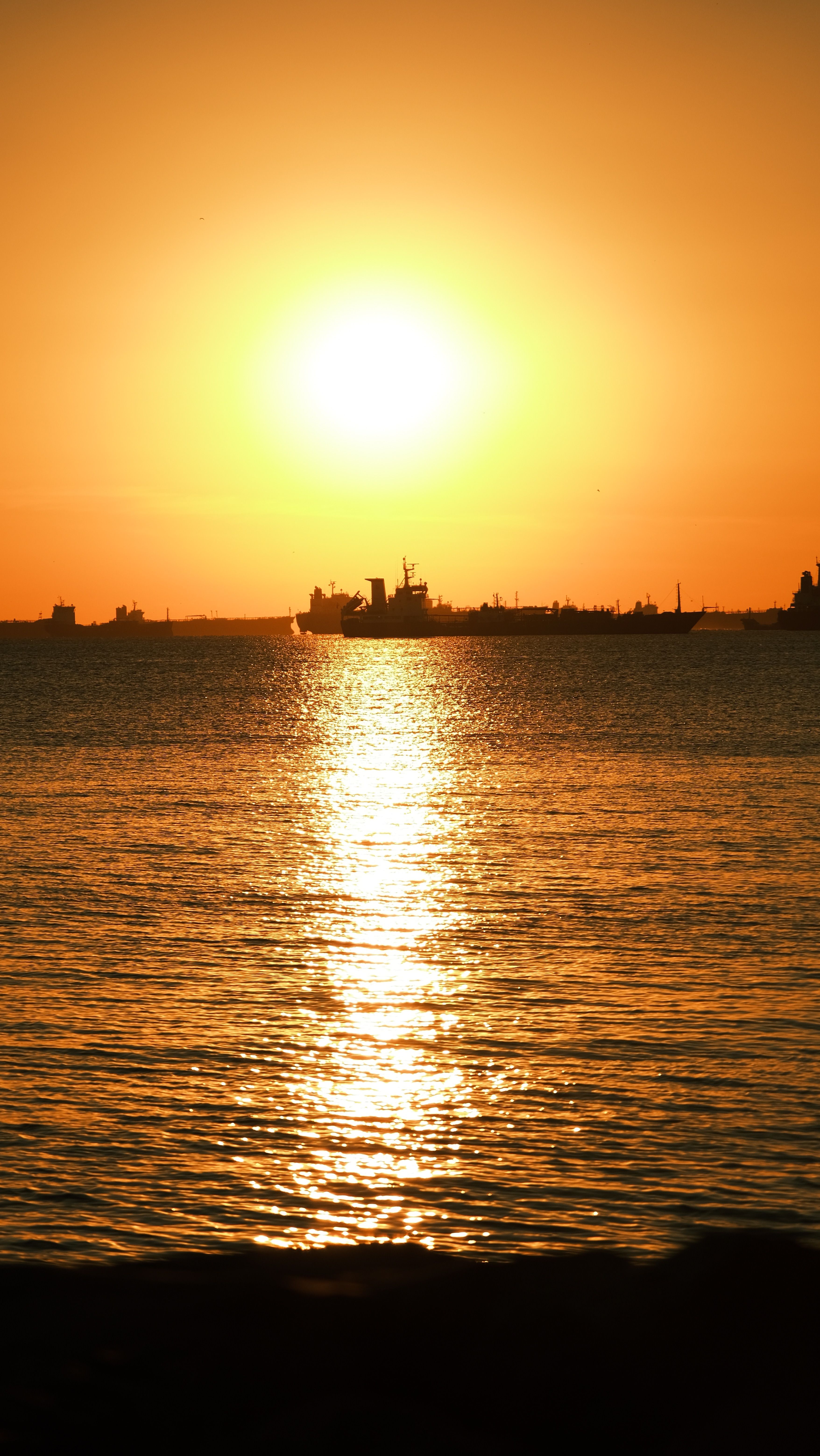 Floating Solar Photos, Download The BEST Free Floating Solar Stock ...