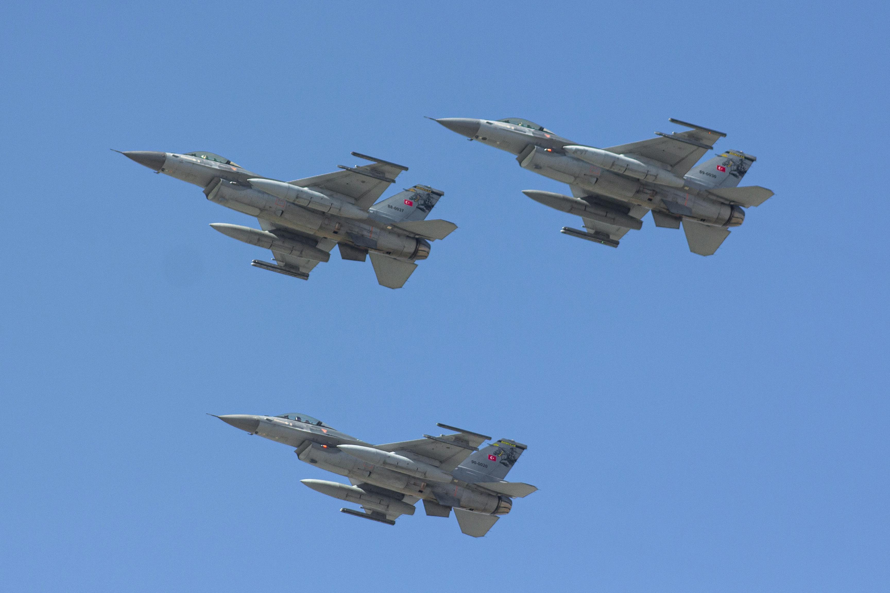 成功嶺、花防部聯合招募嘉年華：役男體驗國防戰力