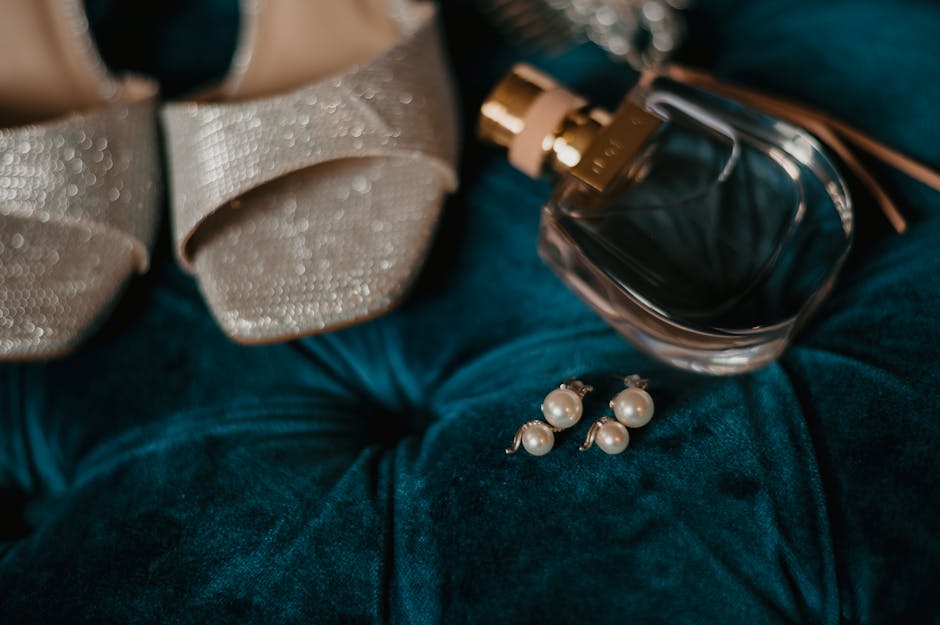 Unraveling the Secrets: Decoding the Art of Fragrance
