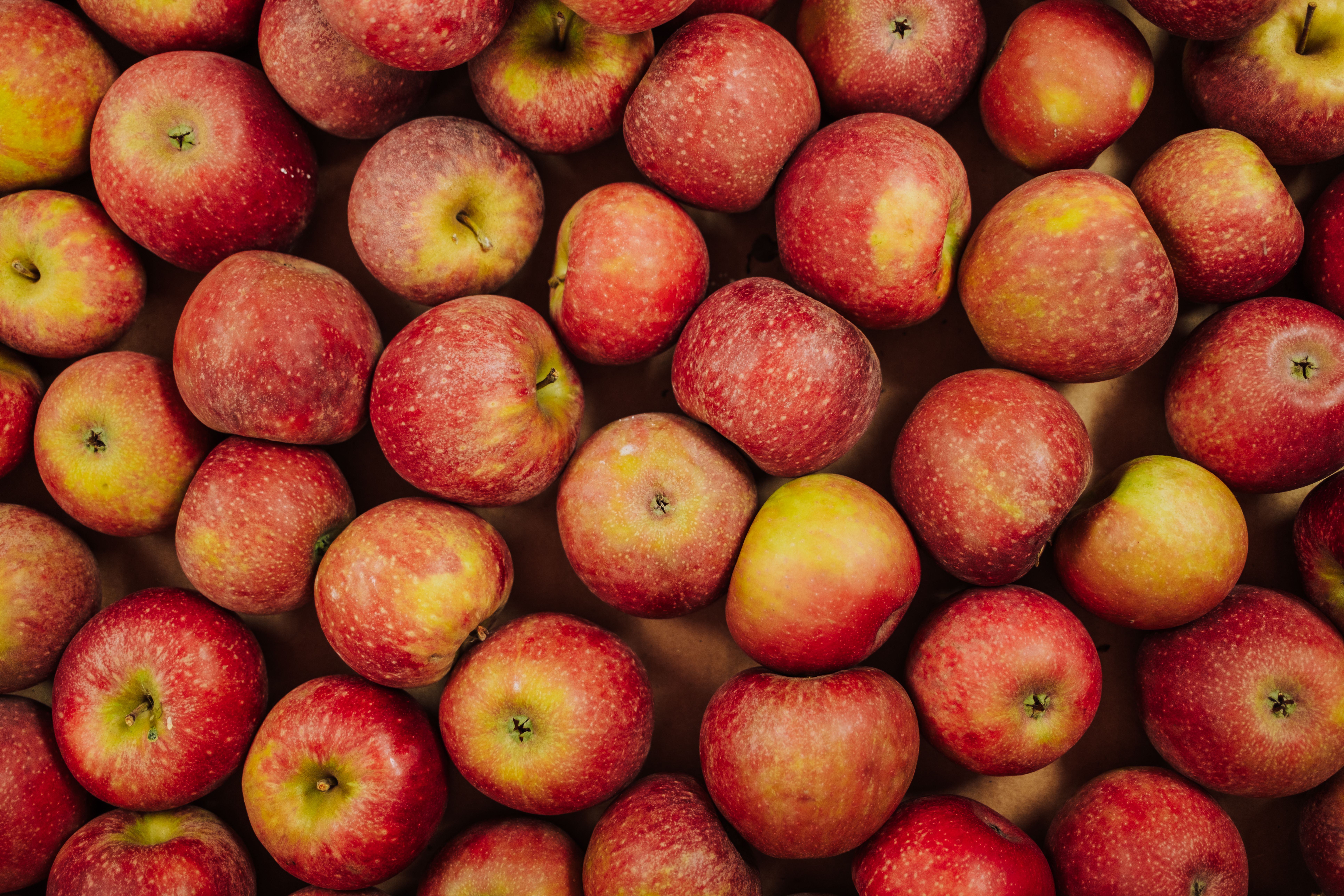 Apple PM Interview: How to Handle Cross-Functional Collaboration Scenarios