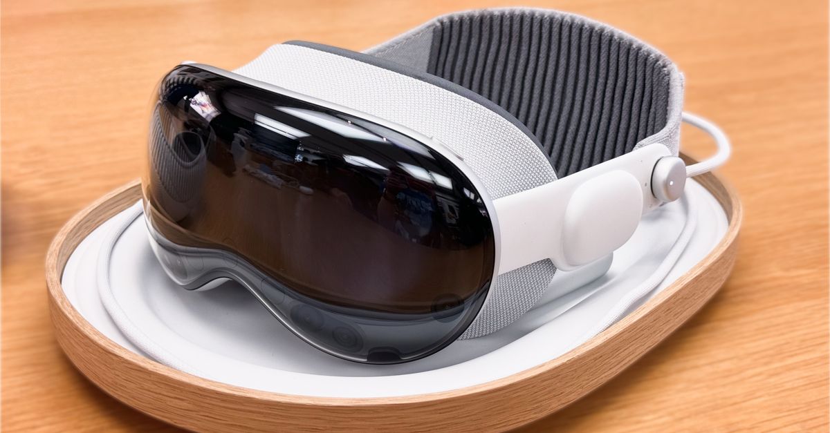 Apple Vision Pro headset Siri software