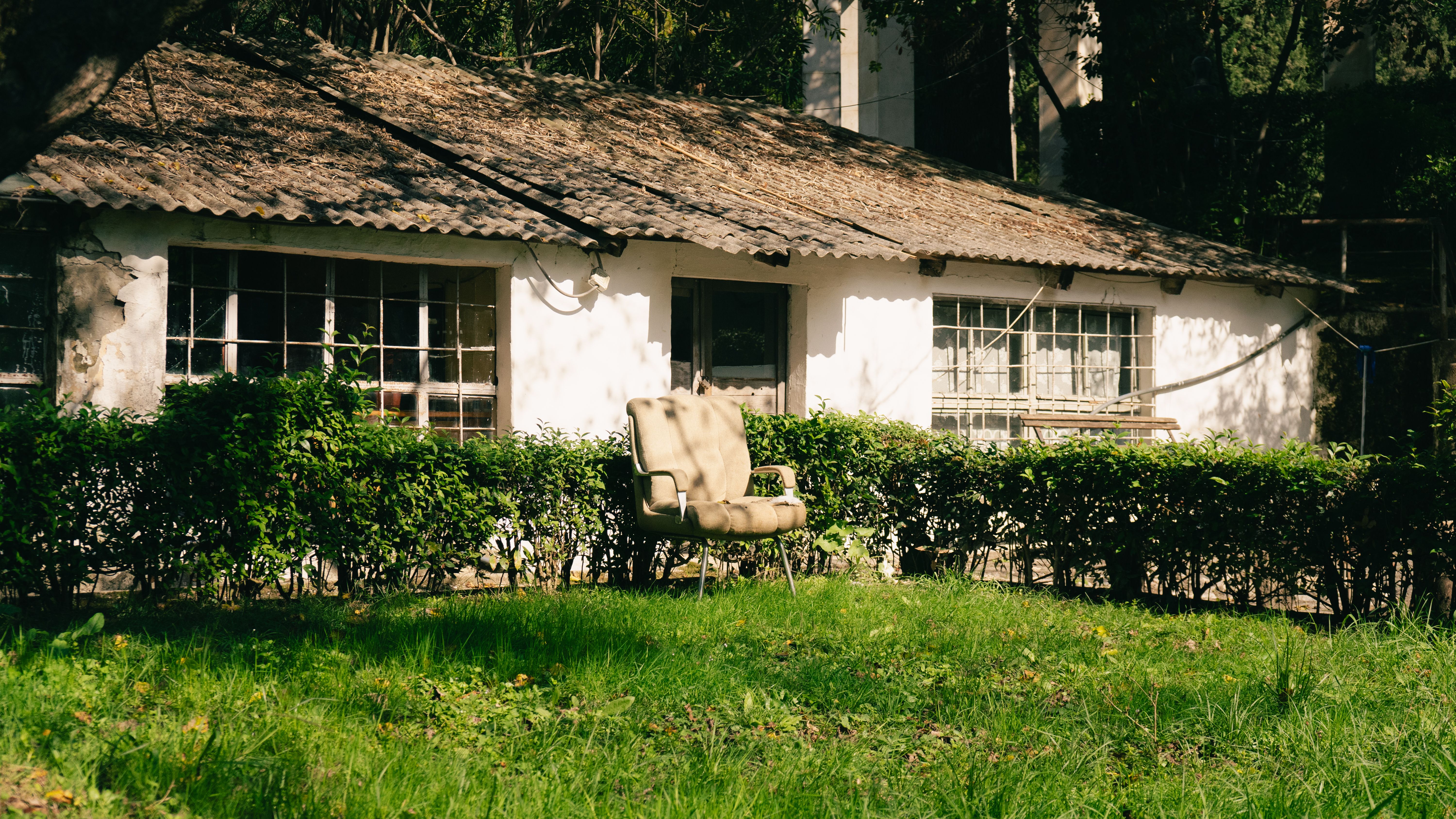 Charming Rustic House in Sunny Tirana Garden · Free Stock Photo