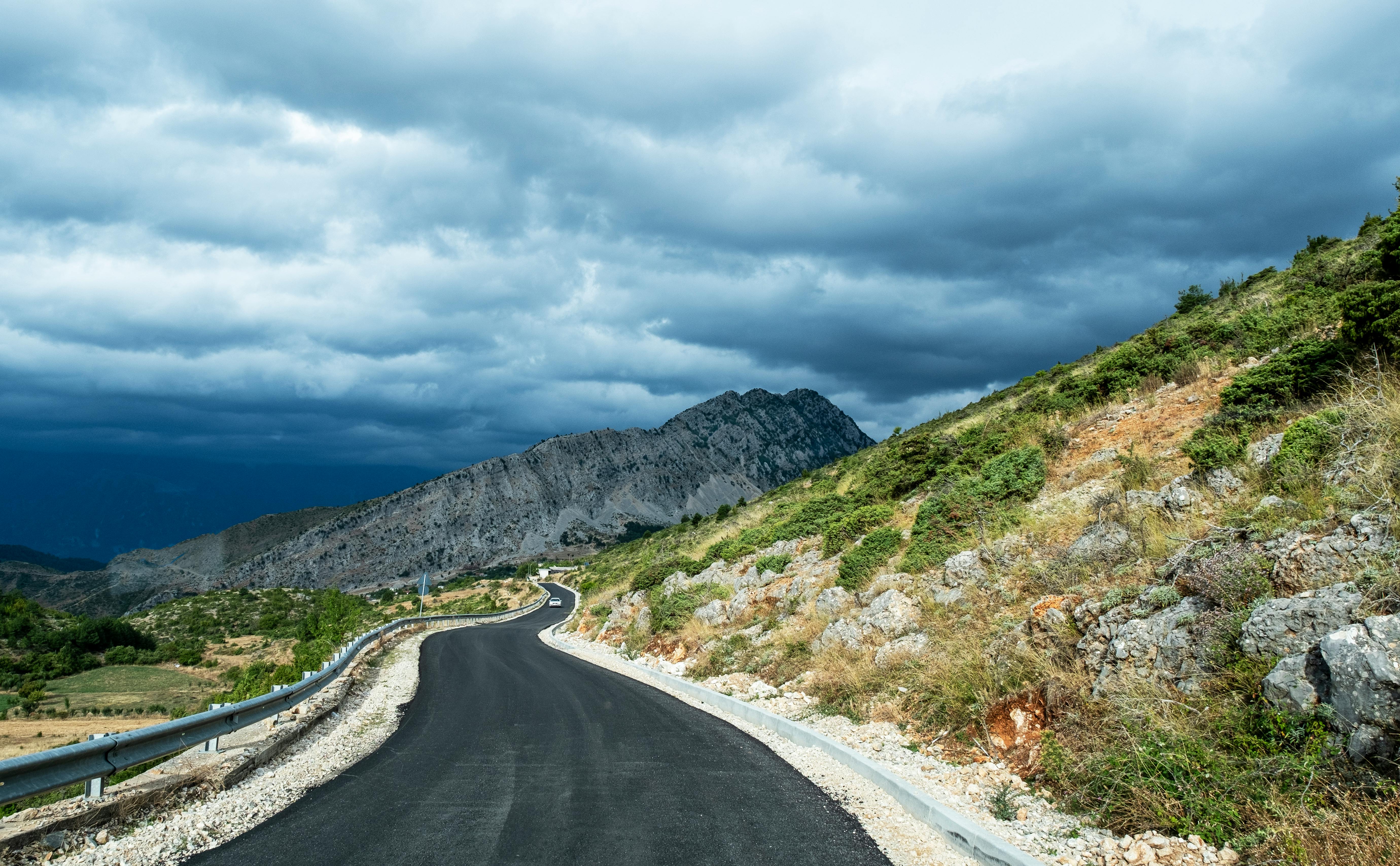 Scenic mountain road in Albania – enjoy unlimited km driving in 2026