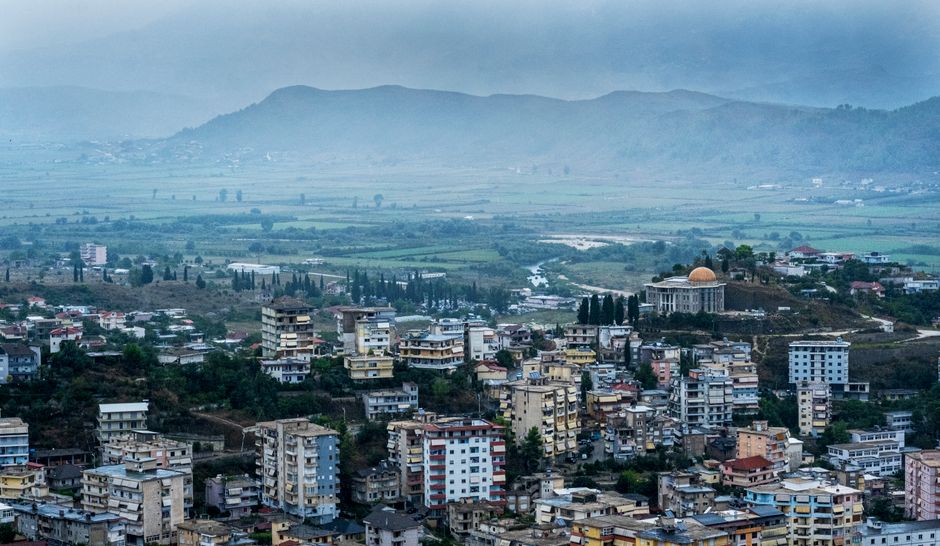 Peut-on vivre en Albanie sans parler anglais ?