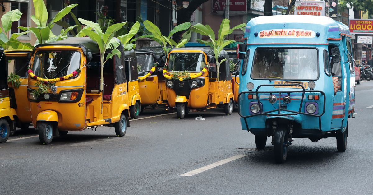 Auto Rickshaw Ride Auto Rickshaws in Vibrant Puducherry Street Scene · Free Stock Photo