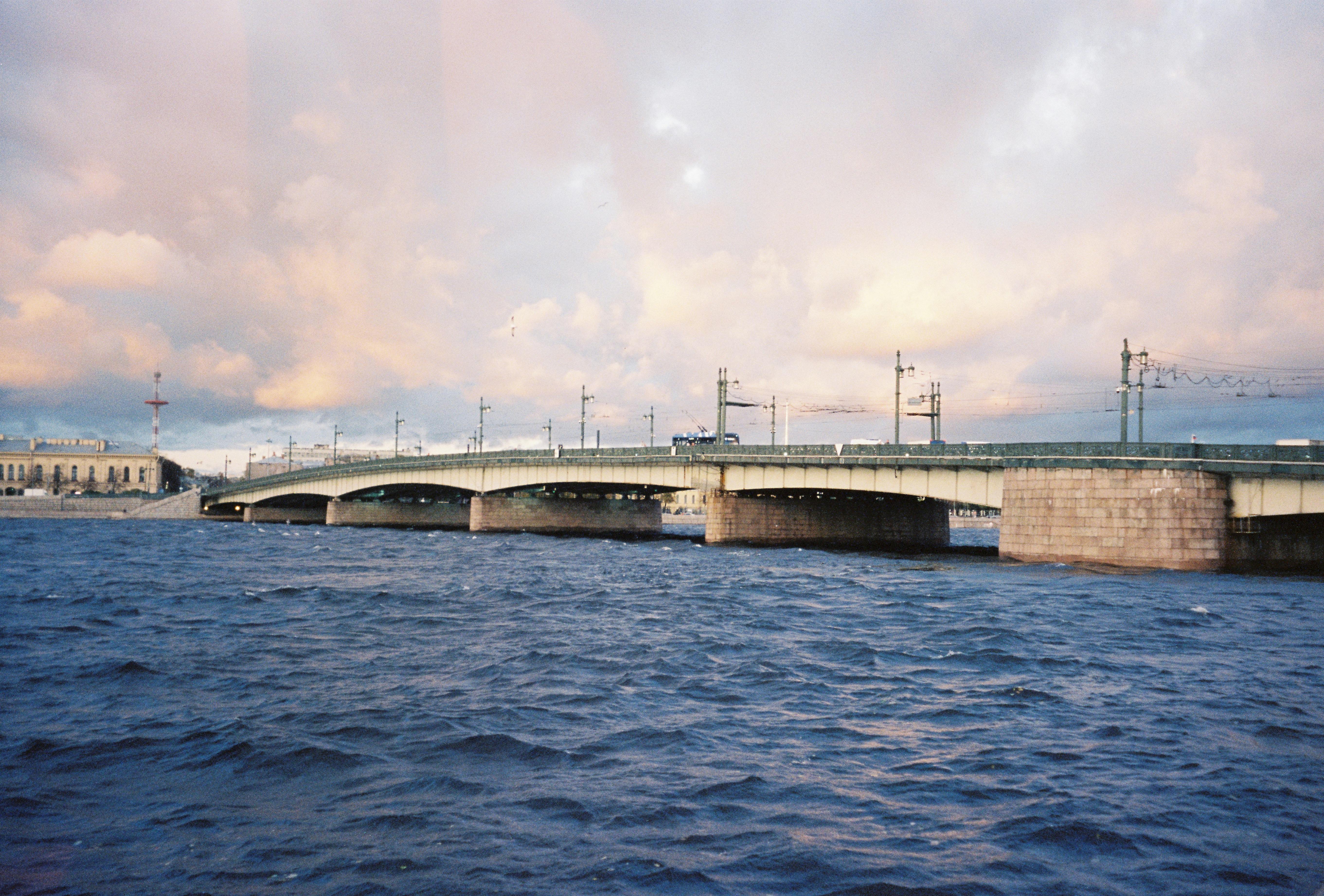 好的，我会根据您的要求进行句子优化