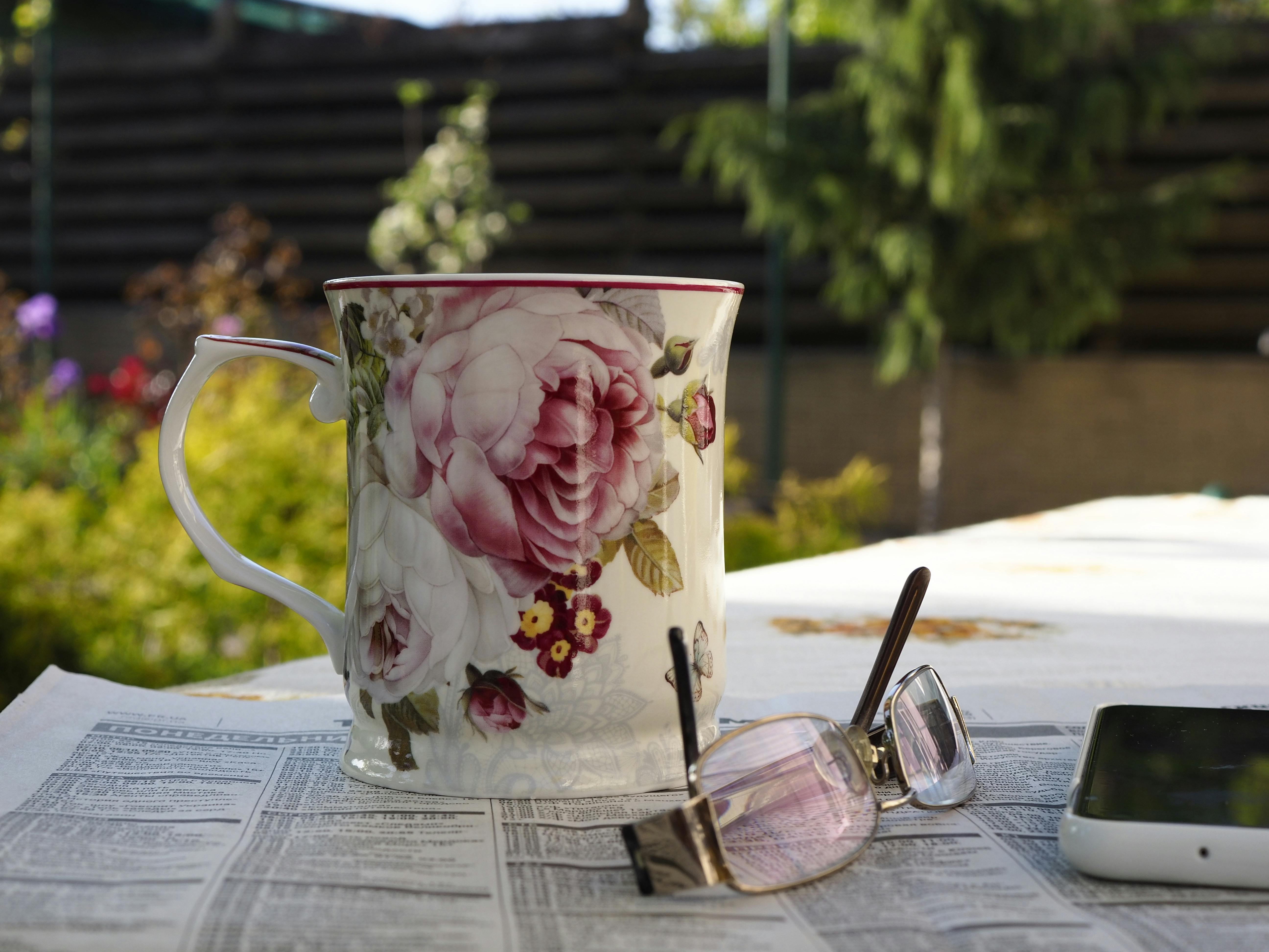 Morning Coffee: Hedge fund gardening leave and the $100m+ job offer. Deutsche Bank's richest ex-trader passed over by Google 