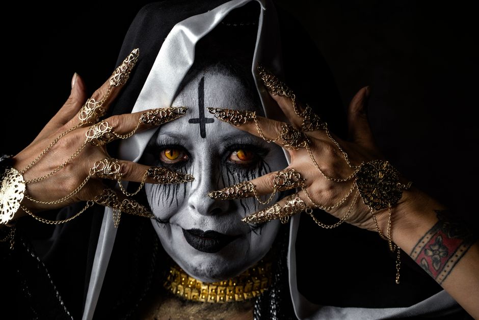 Spooky Jewelry Halloween Marketing & Design Playbook
