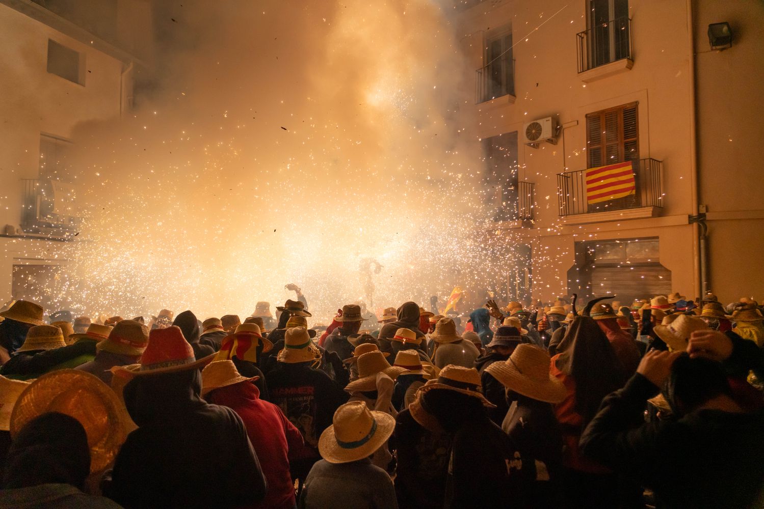 Pyroshow Photos, Download The BEST Free Pyroshow Stock Photos & HD Images