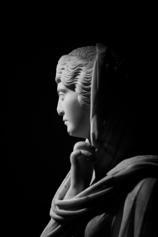 Black and white portrait of a marble statue — Polat Eyyüp Albayrak on Pexels