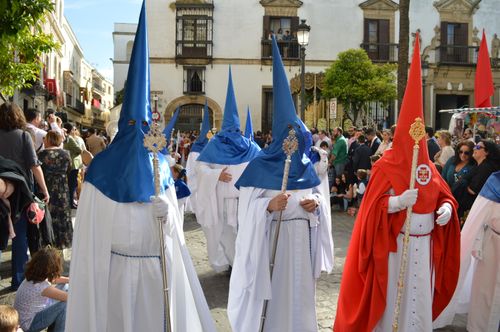 Free Colorful traditional procession with participants in robes and hoods in Seville, Spain. Stock Photo