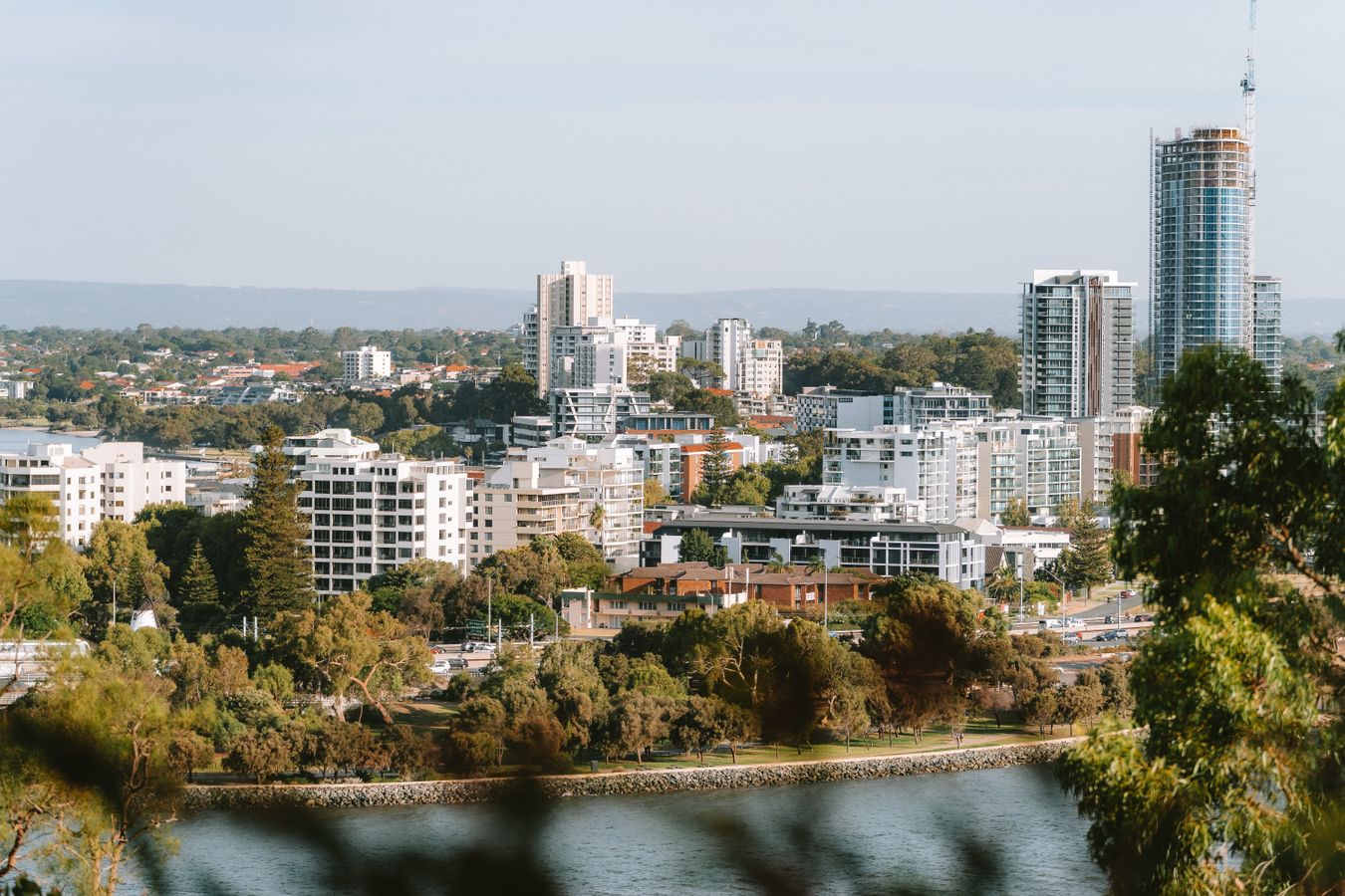 Scenic view of the Perth skyline beside the Swan River