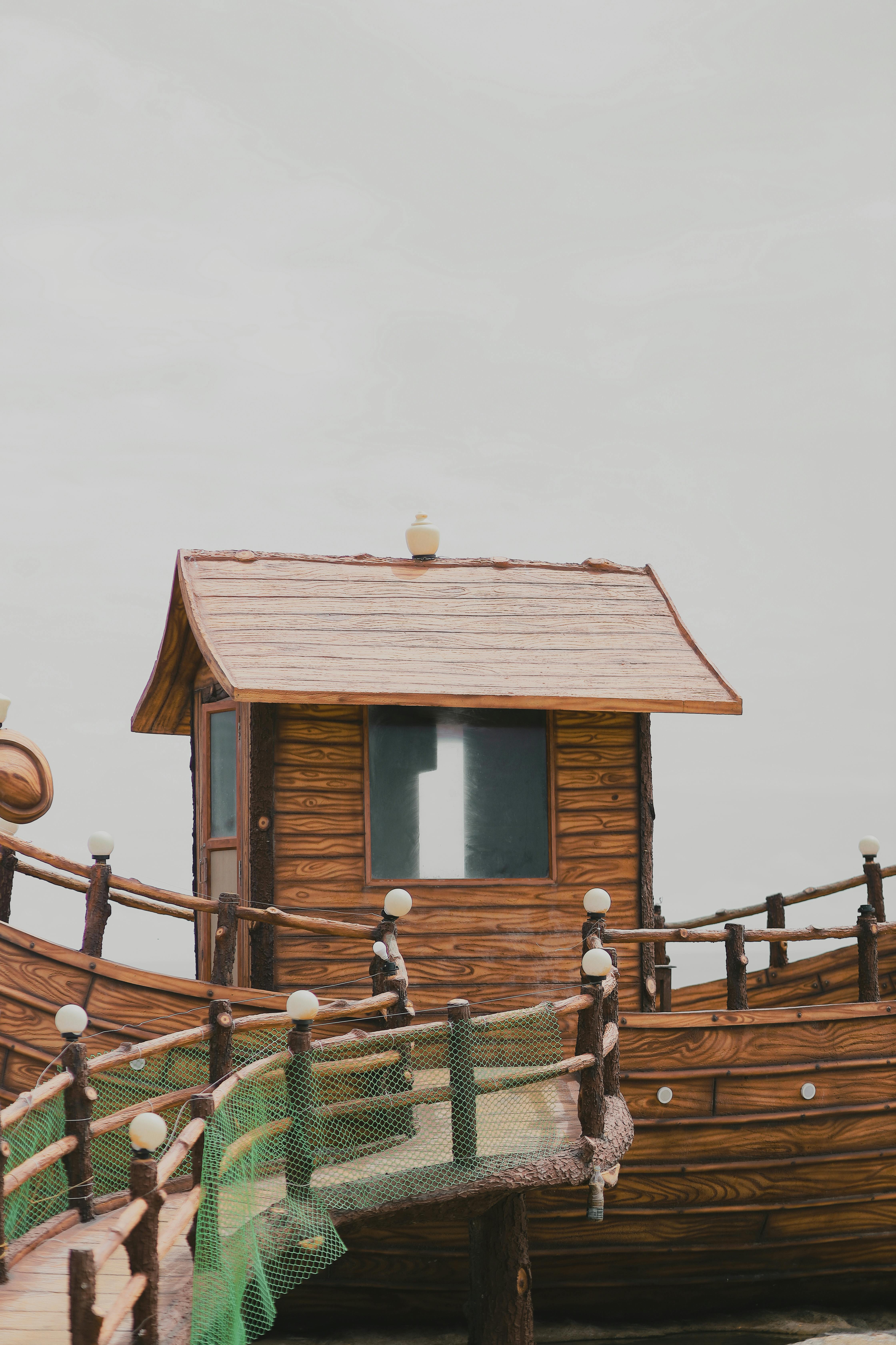 Gratuit Cabană Fermecătoare Din Lemn Pe O Barcă Rustică în India Fotografie de stoc