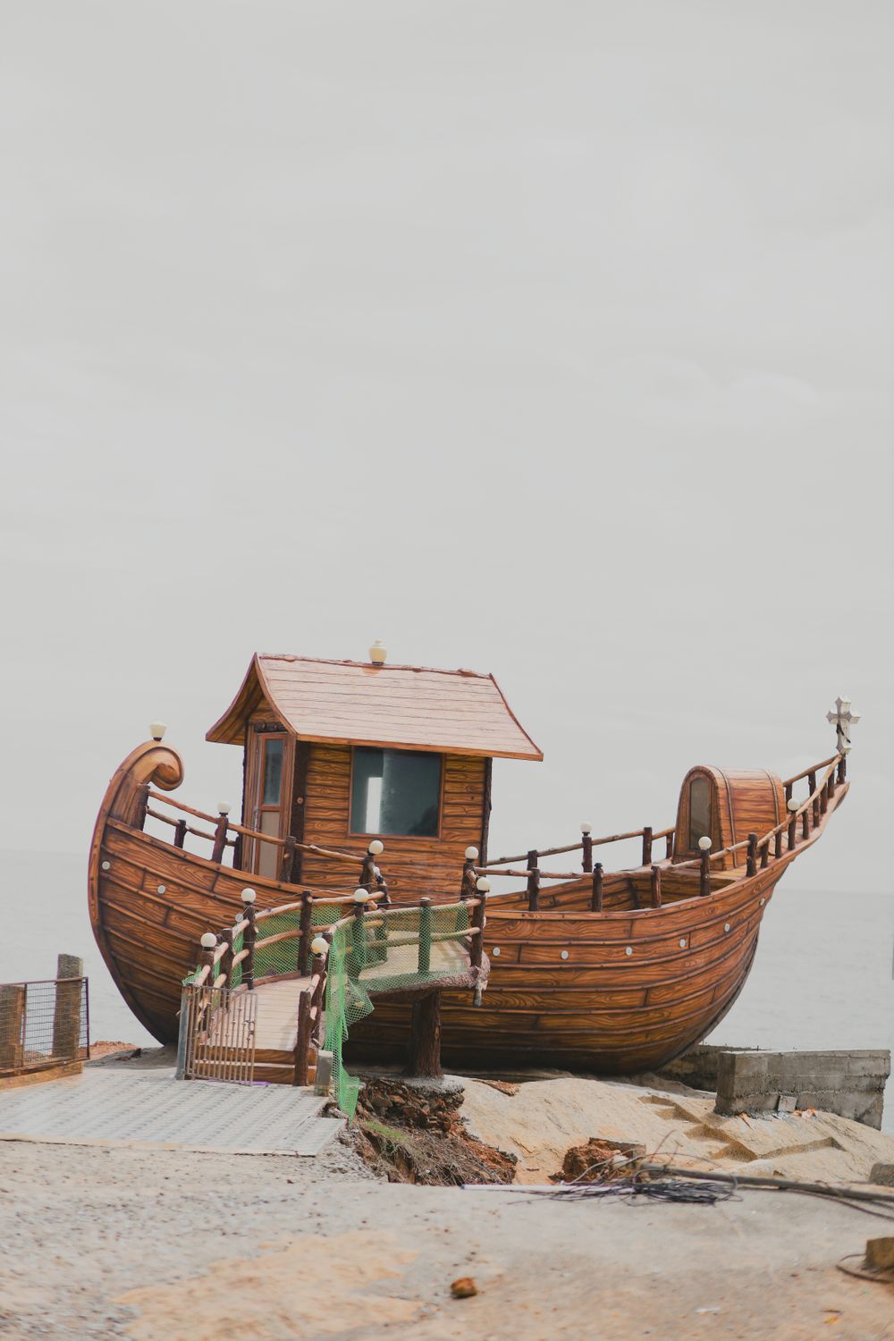 Rustic Roots Plastic Boat Rustic Wooden Boat Structure by the Sea · Free Stock Photo