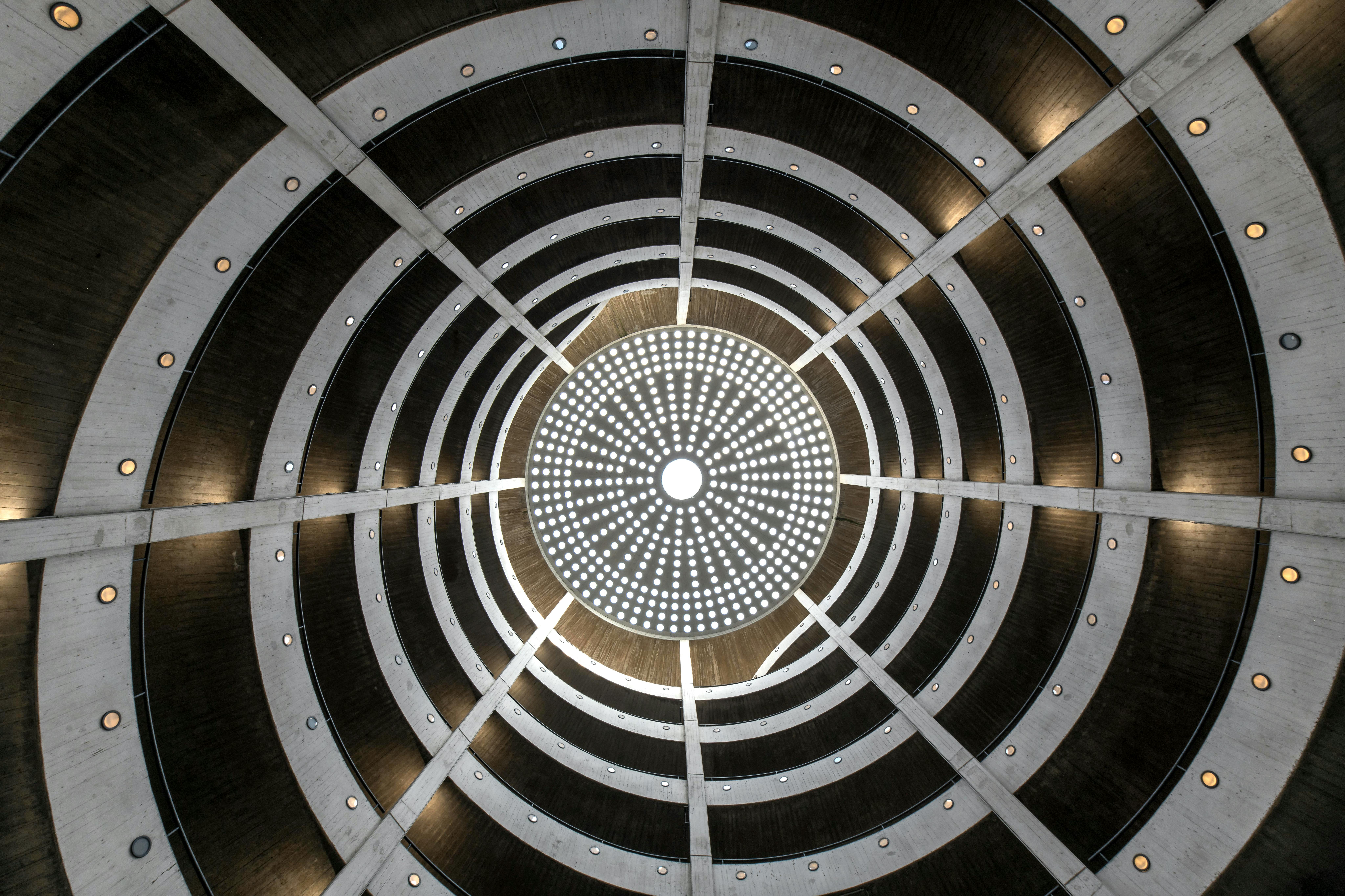 fitment architecture e‑commerce accuracy — Photo by Wolfgang Weiser on Pexels