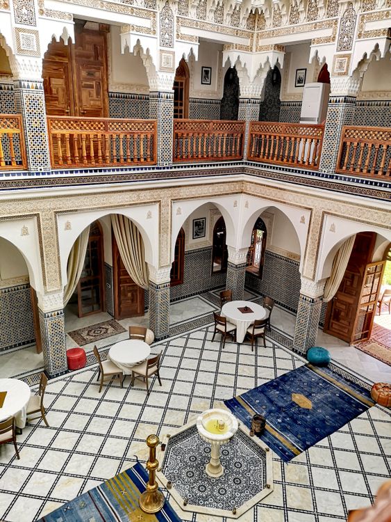 Elegant Interior of Traditional Moroccan Riad · Free Stock Photo