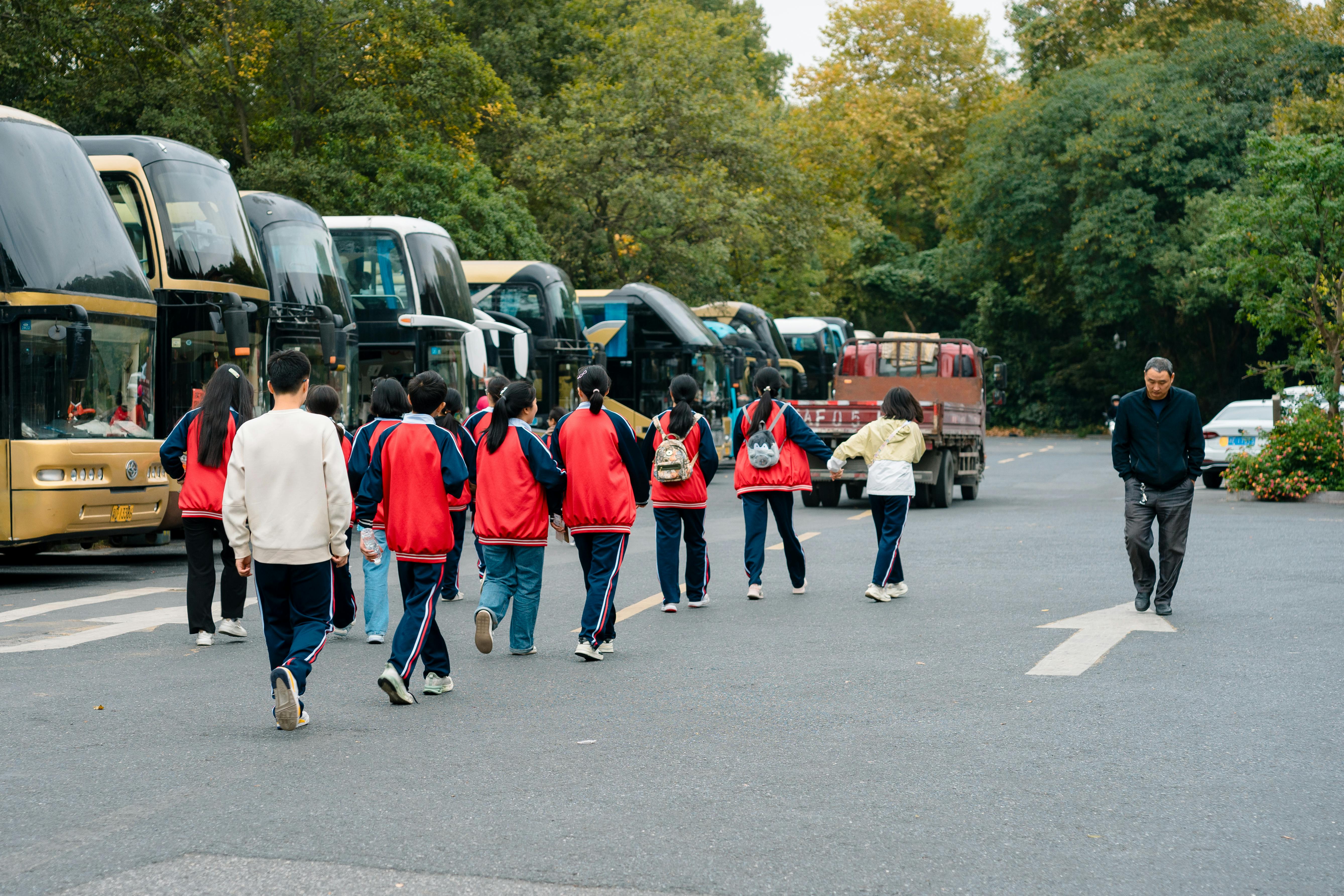 Школы отложили переход на 9-часовое расписание из-за транспорта