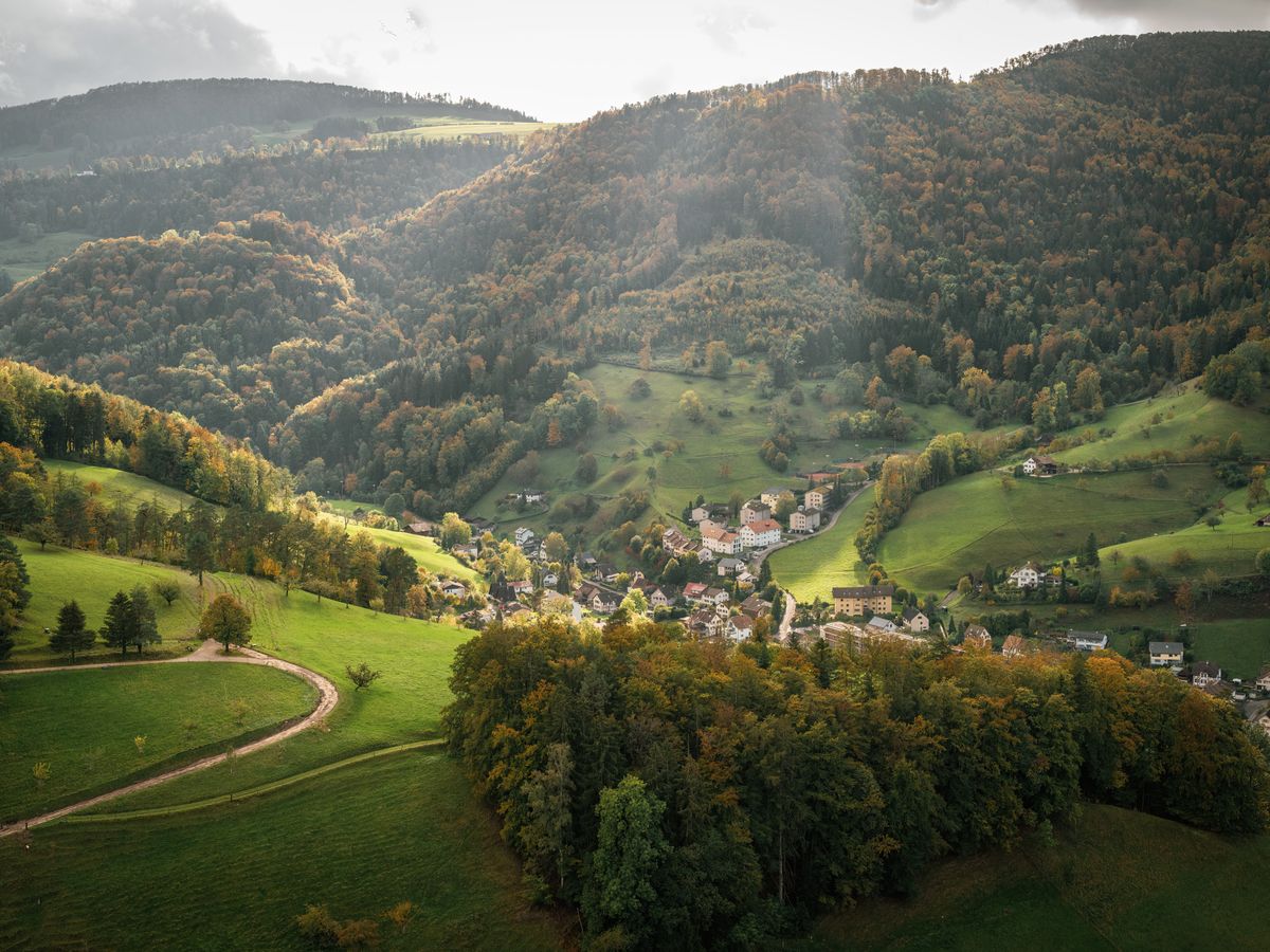 2 Day Women’s Retreat: Awareness, Boundaries, & Becoming, Italy 1