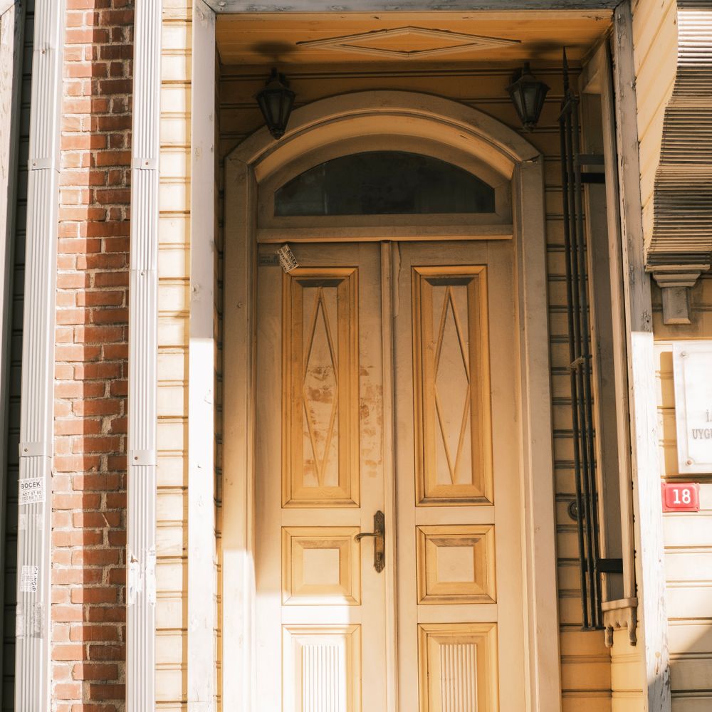 uPVC Spraying in Sydenham Hill — woodwork brushed to a crisp, smooth line
