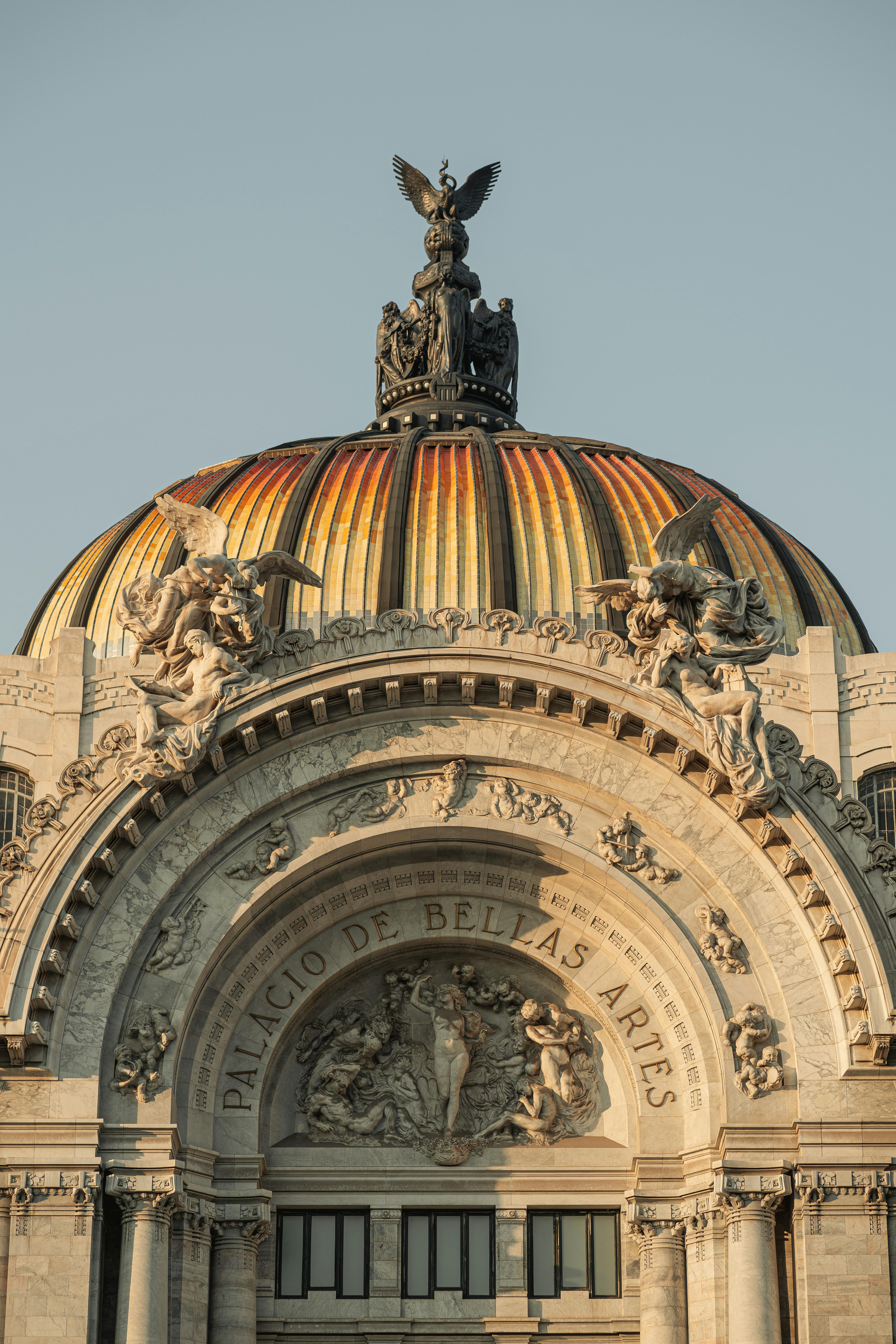 Ilmainen Palacio De Bellas Artesin Kupoli Méxicossa Kuvapankkikuva