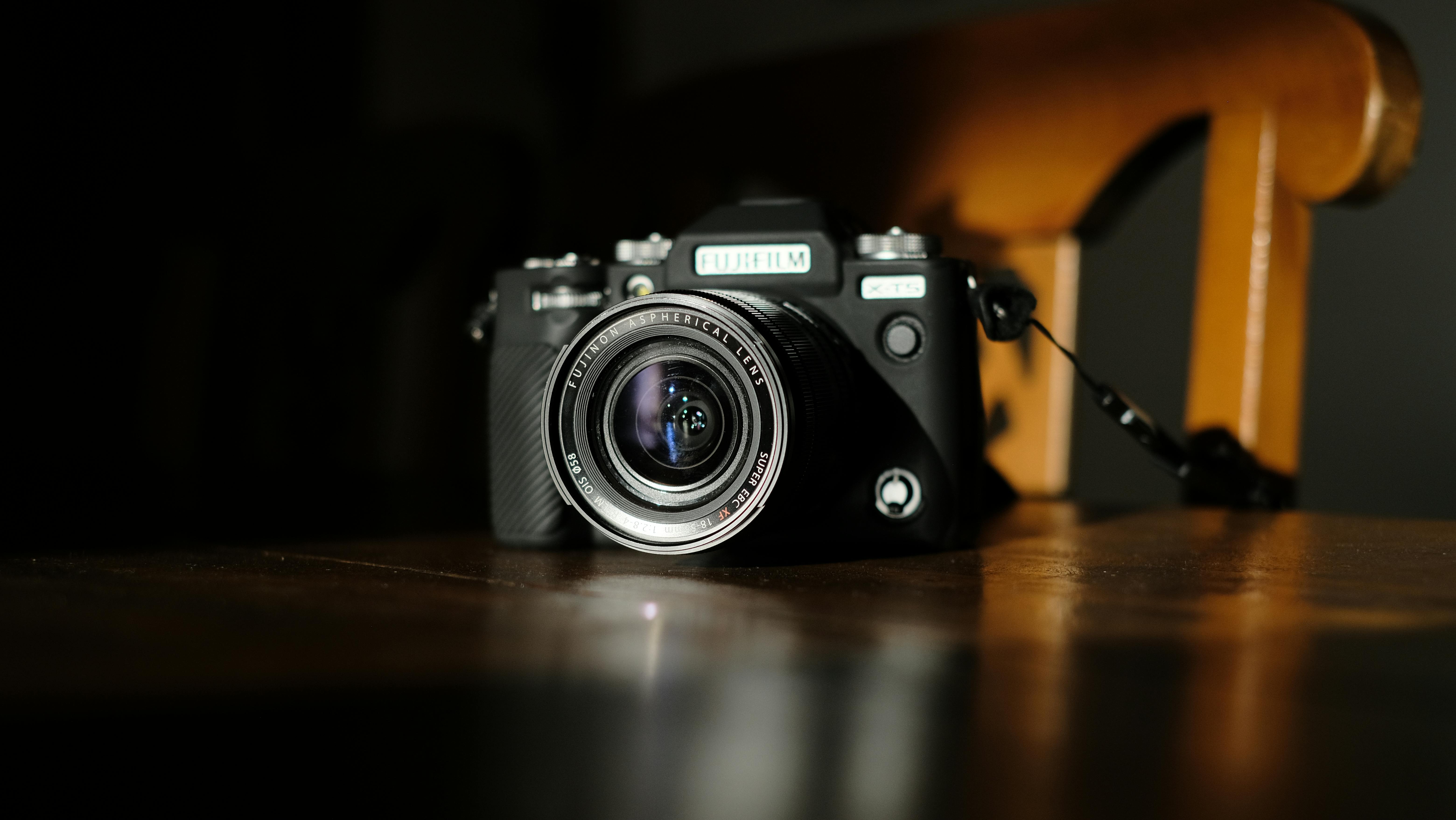 gear reviews — Photo by infirâdî on Pexels