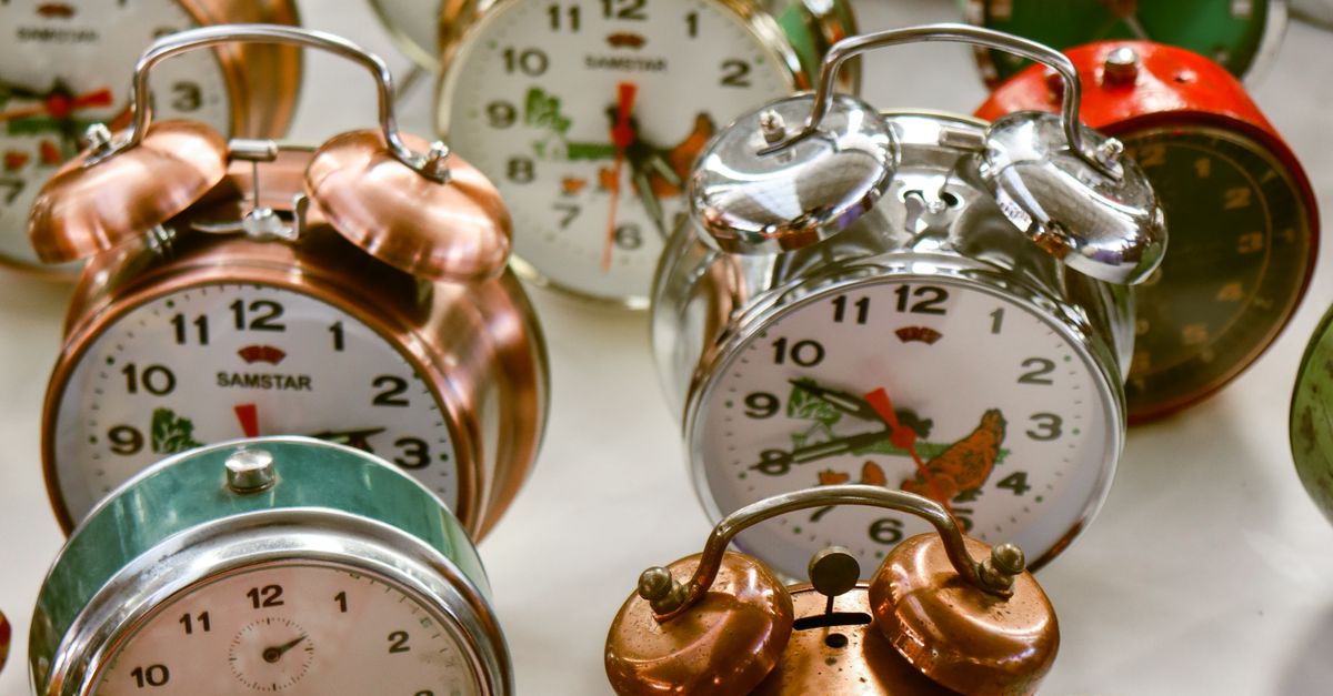 What makes the 8 most accurate clocks ever built so precise: insights from the NIST-F2 atomic clock What makes the 8 most accurate clocks ever built so precise: insights from the NIST-F2 atomic clock