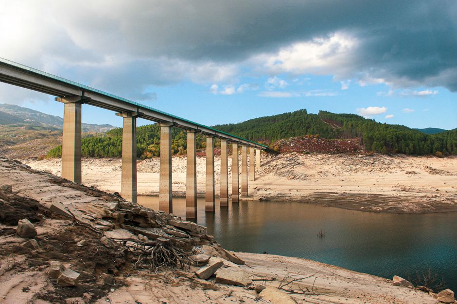 Tarbela Dam construction