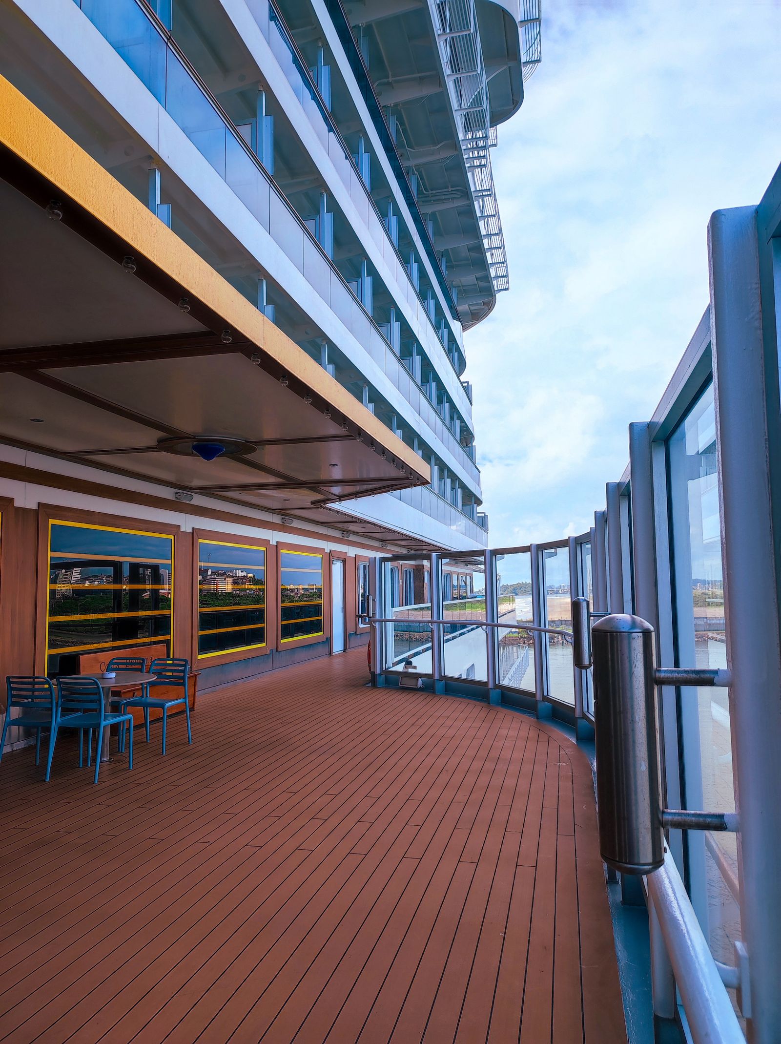 Premium cruise balcony with ocean view
