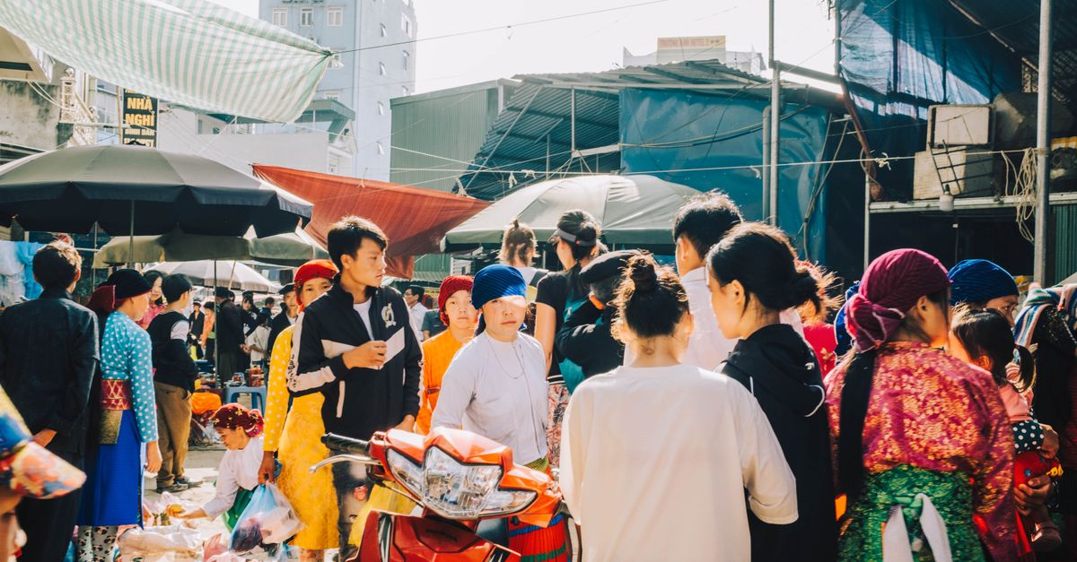 Navigating Cultural Differences When Traveling Abroad