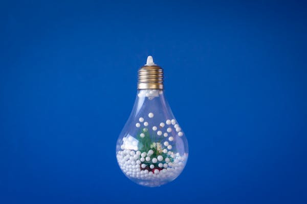 take off light bulb