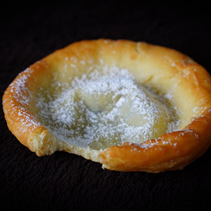 Spanish Ensaimada with Powdered Sugar and Lard