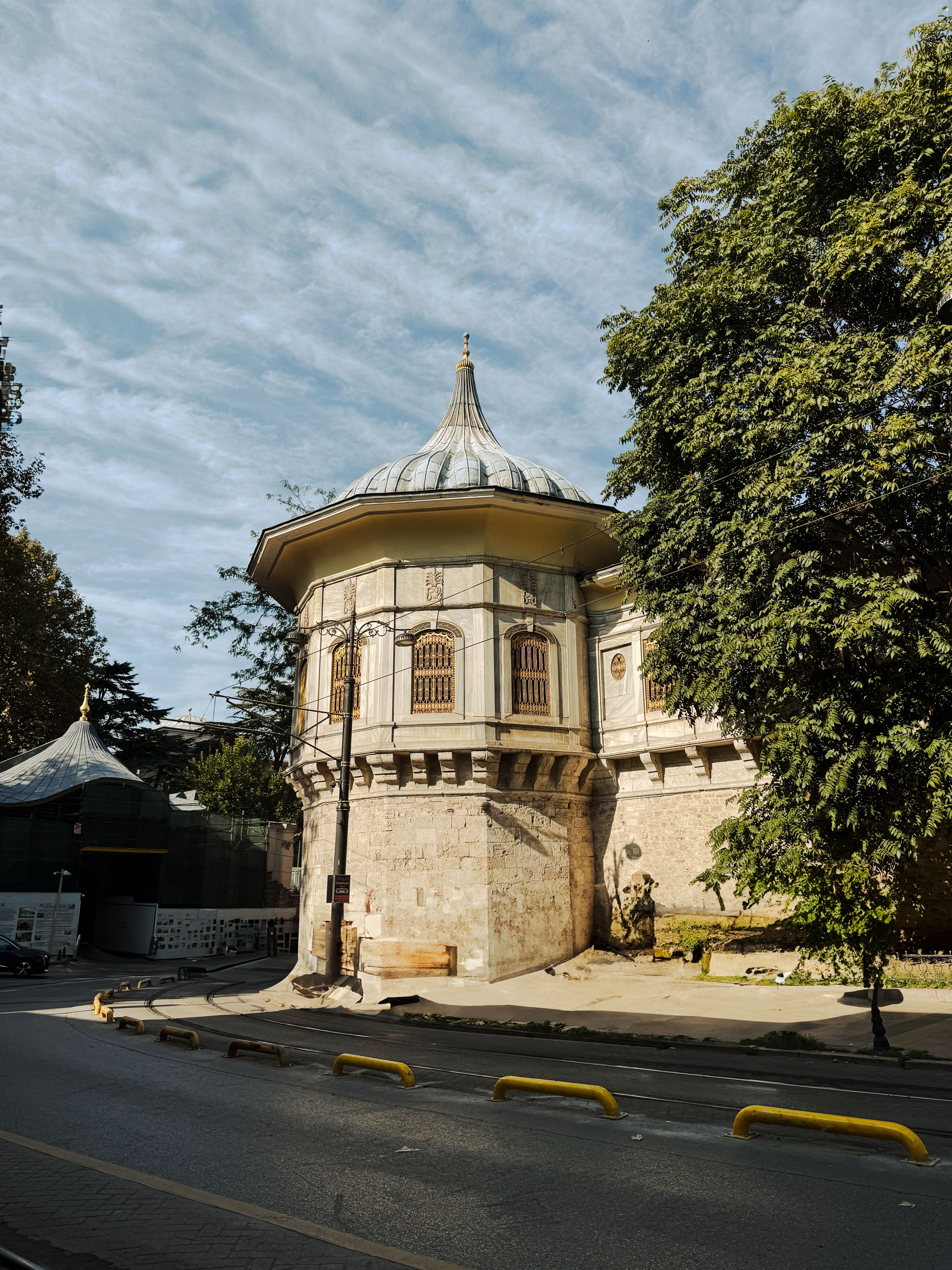 Historic Ottoman Architecture in Istanbul · Free Stock Photo