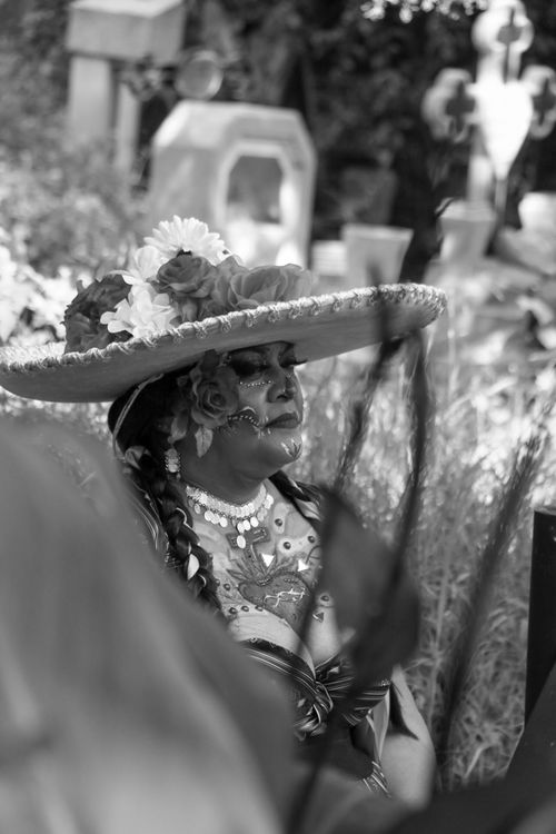 Free Dramatic black and white portrait of a woman in traditional costume, showcasing cultural heritage. Stock Photo
