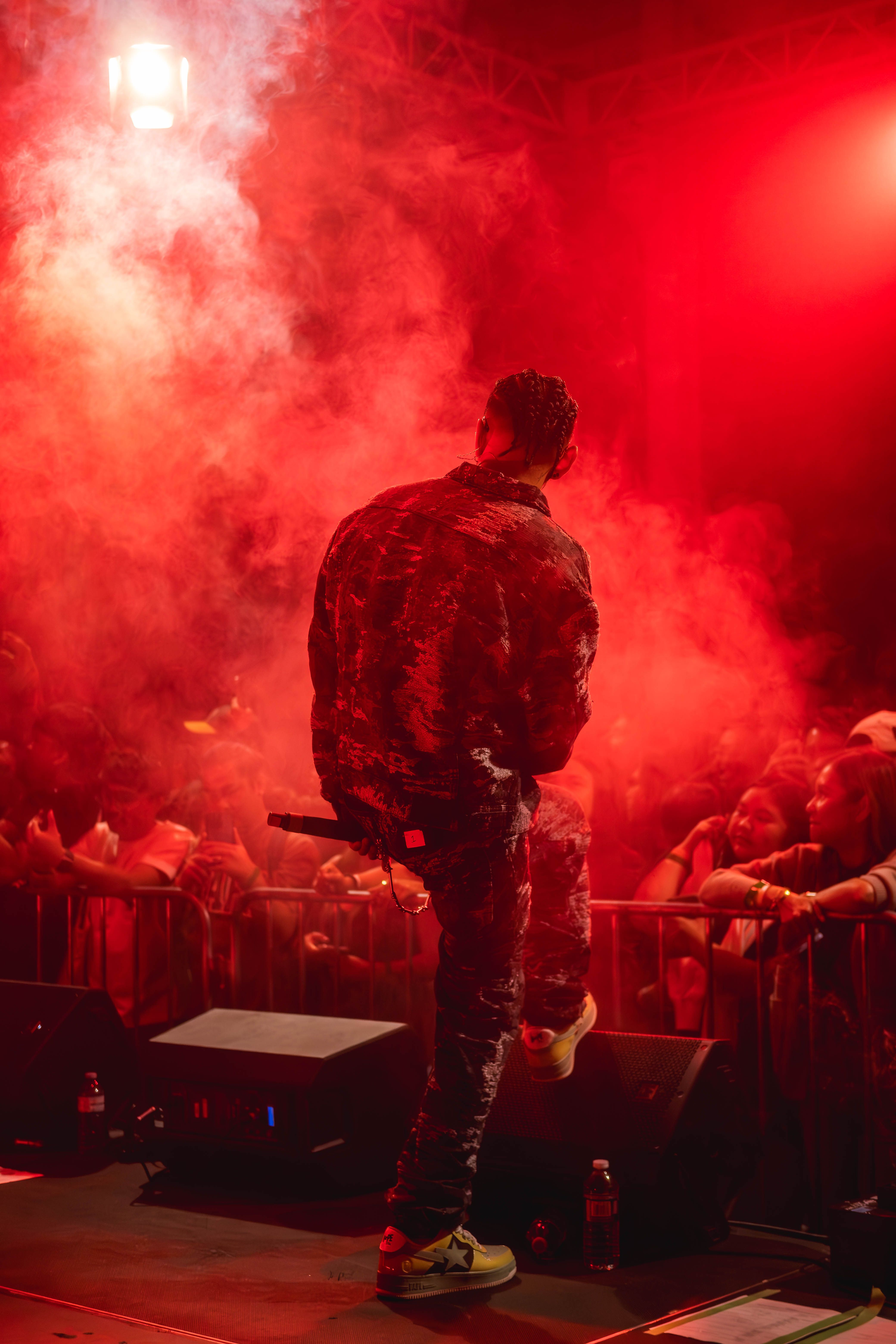Dynamic Live Music Performance in Toronto · Free Stock Photo