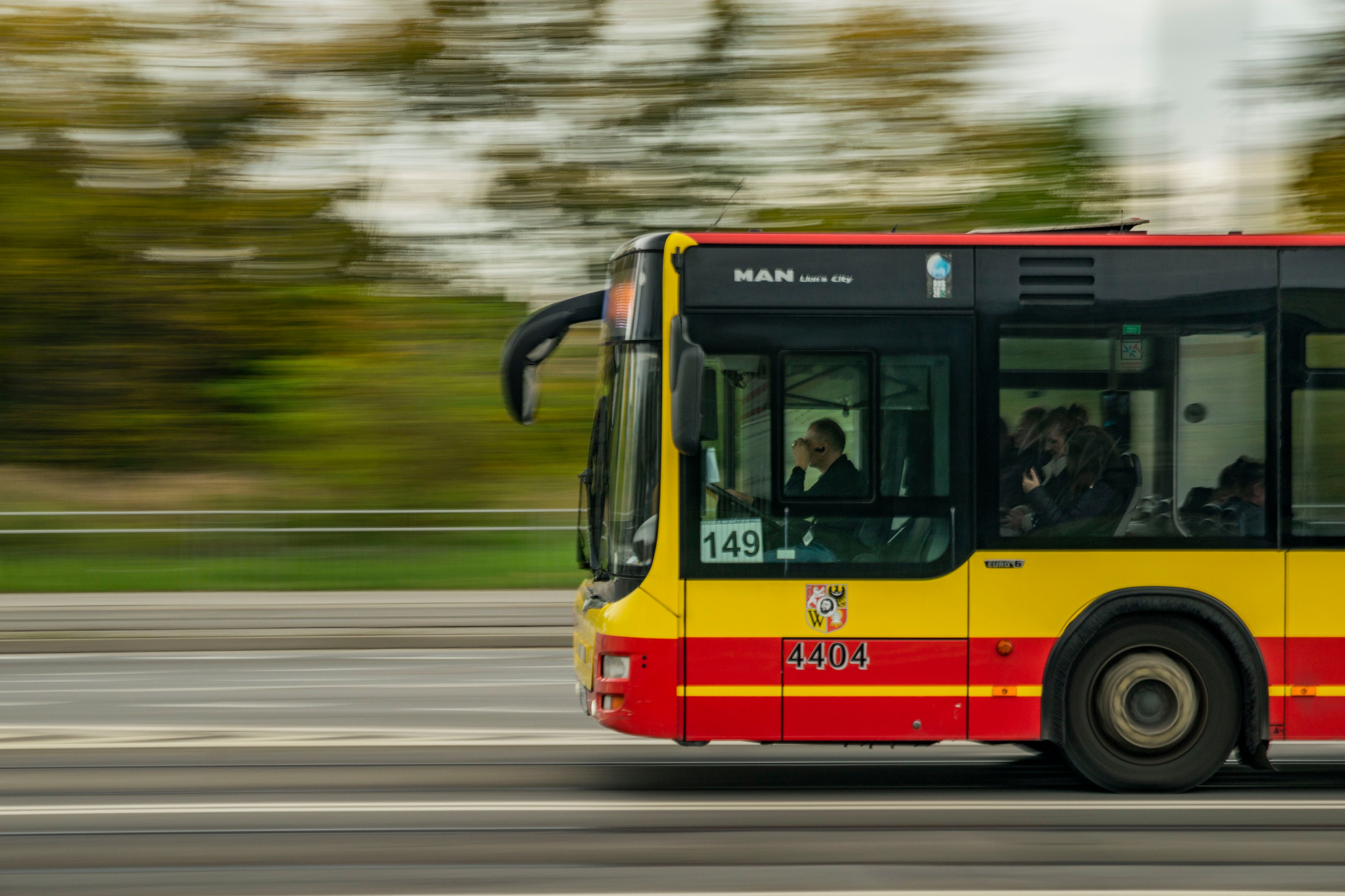 How Local Drivers Can Help You Navigate South Asia's Complex Public Transport Systems