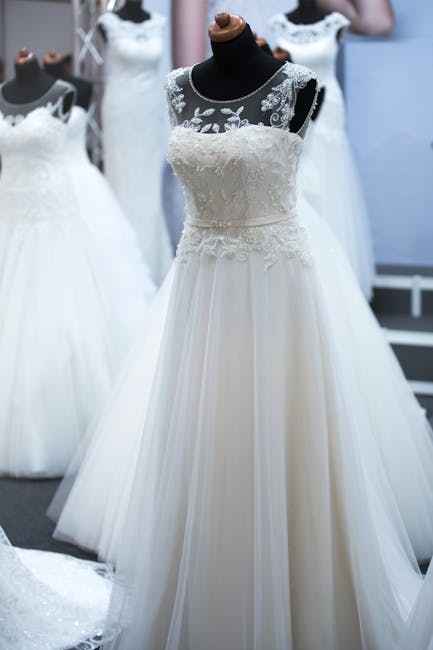 model wystawowy sukni ślubnej