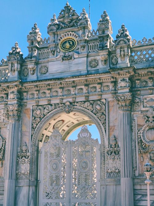Free stock photo of dolmabahçe palace, dolmabahçe sarayı, palace gate Stock Photo