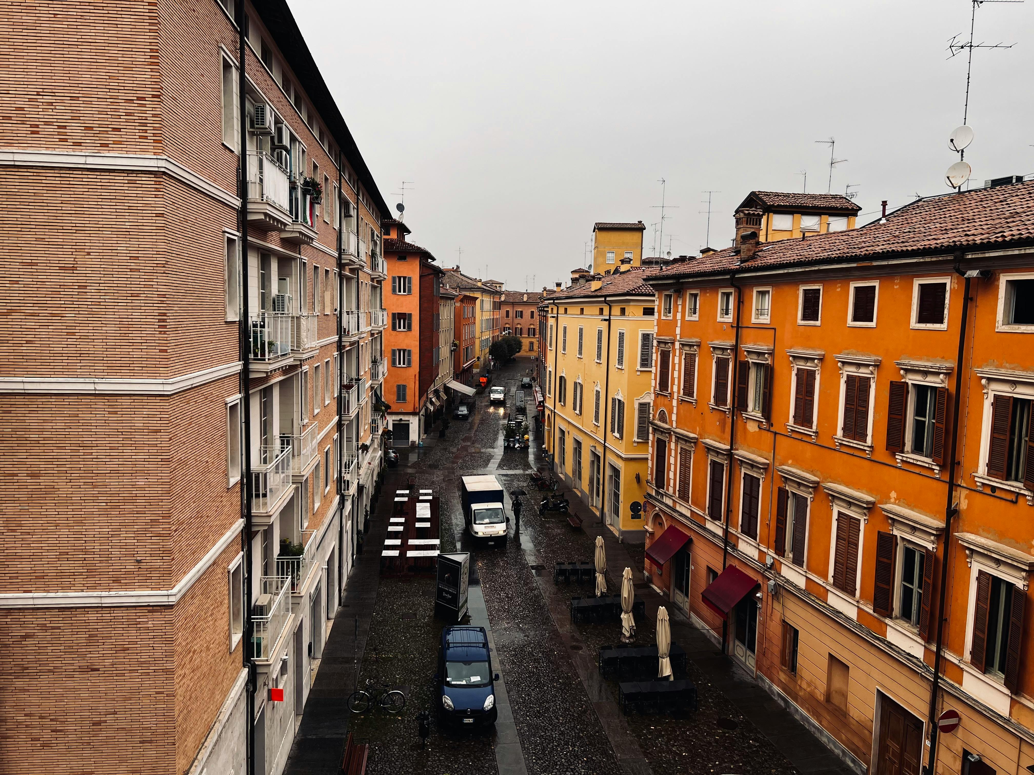 Guida a Modena e Pianura: Il Cuore dell'Eccellenza Emiliana