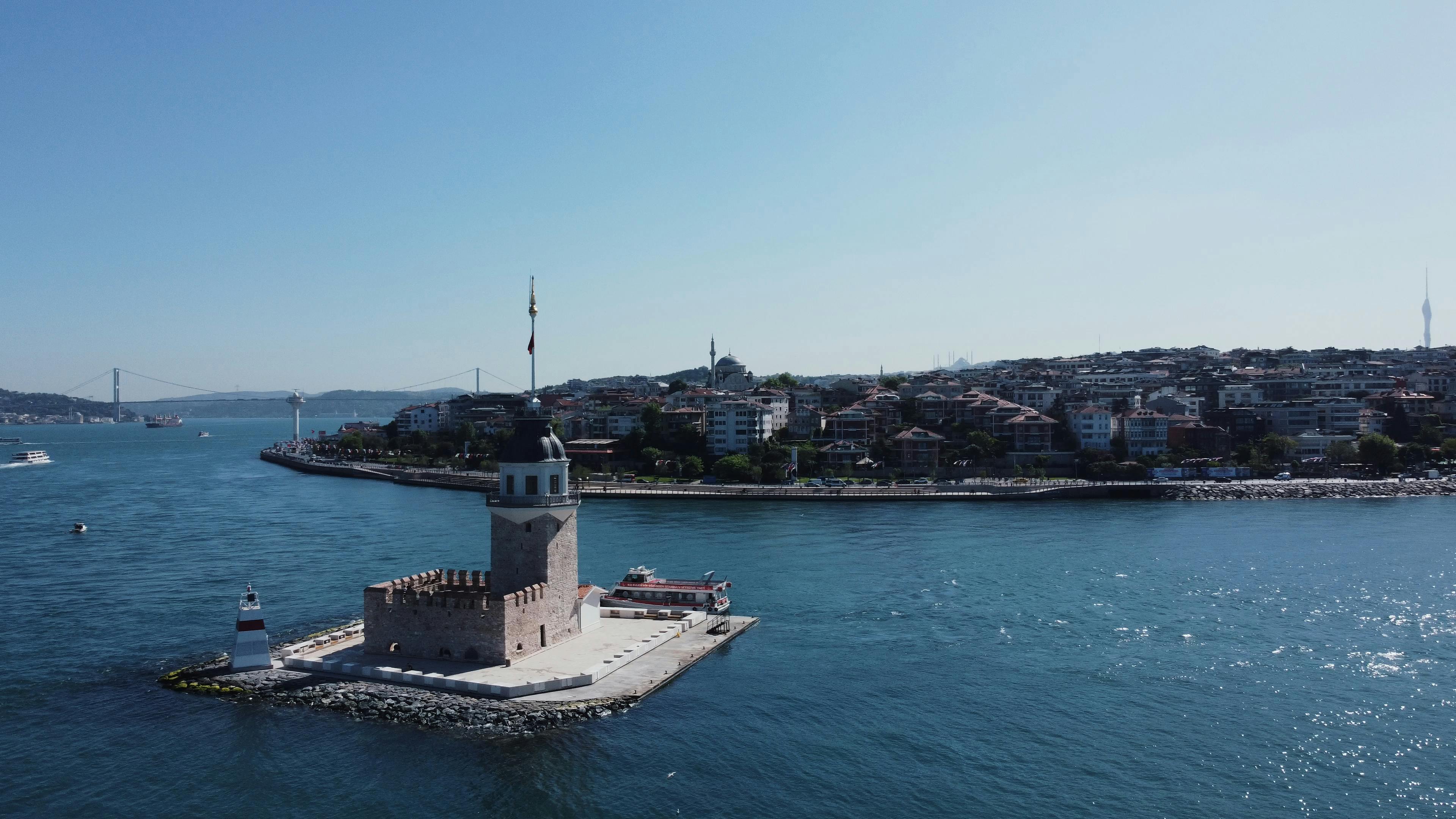 Boğaz Ağrısına İyi Gelen Bitkisel Kürler: Doğal Tedavi Rehberi