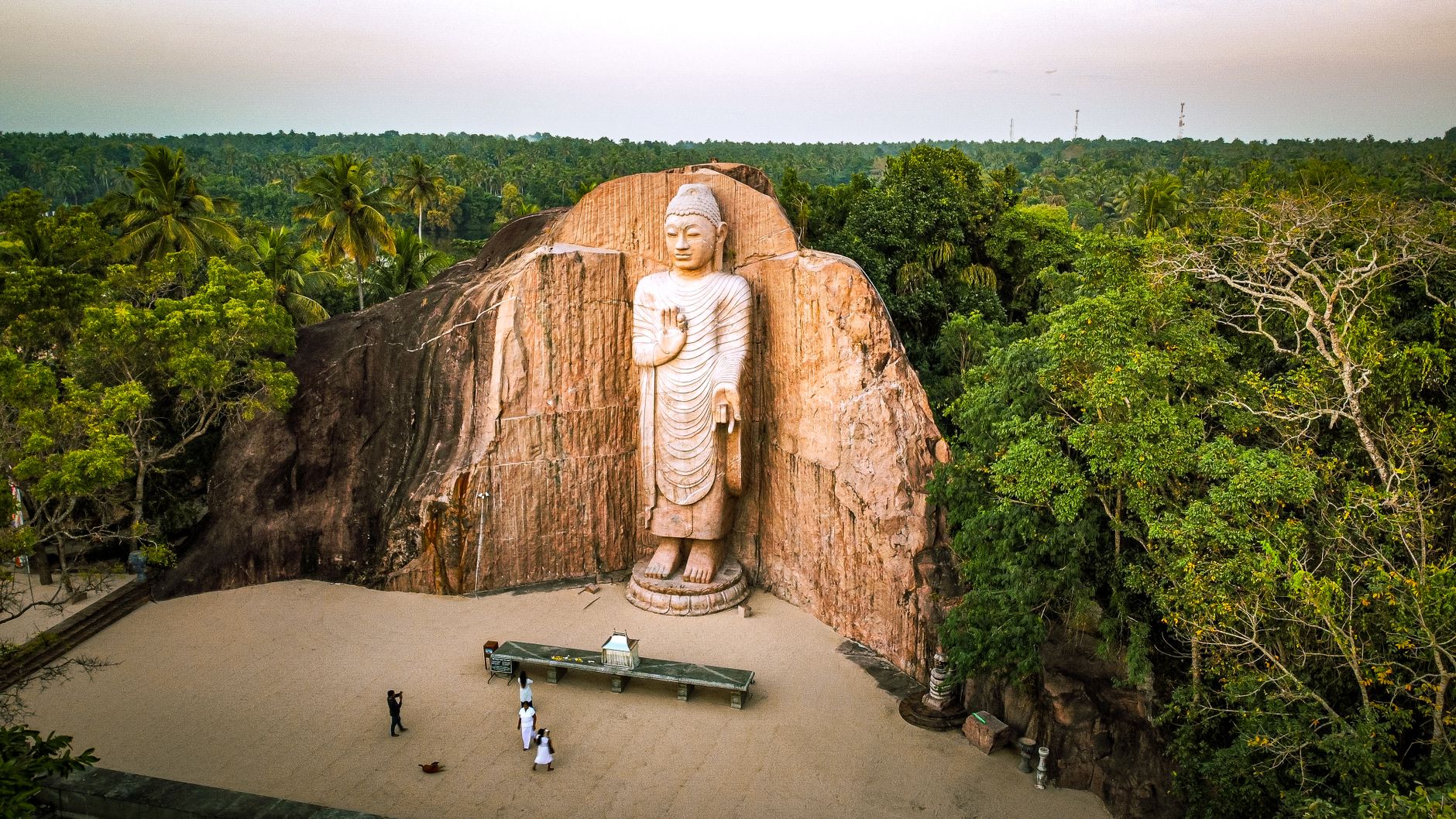 Sri Lanka Travel Guide for American Tourists