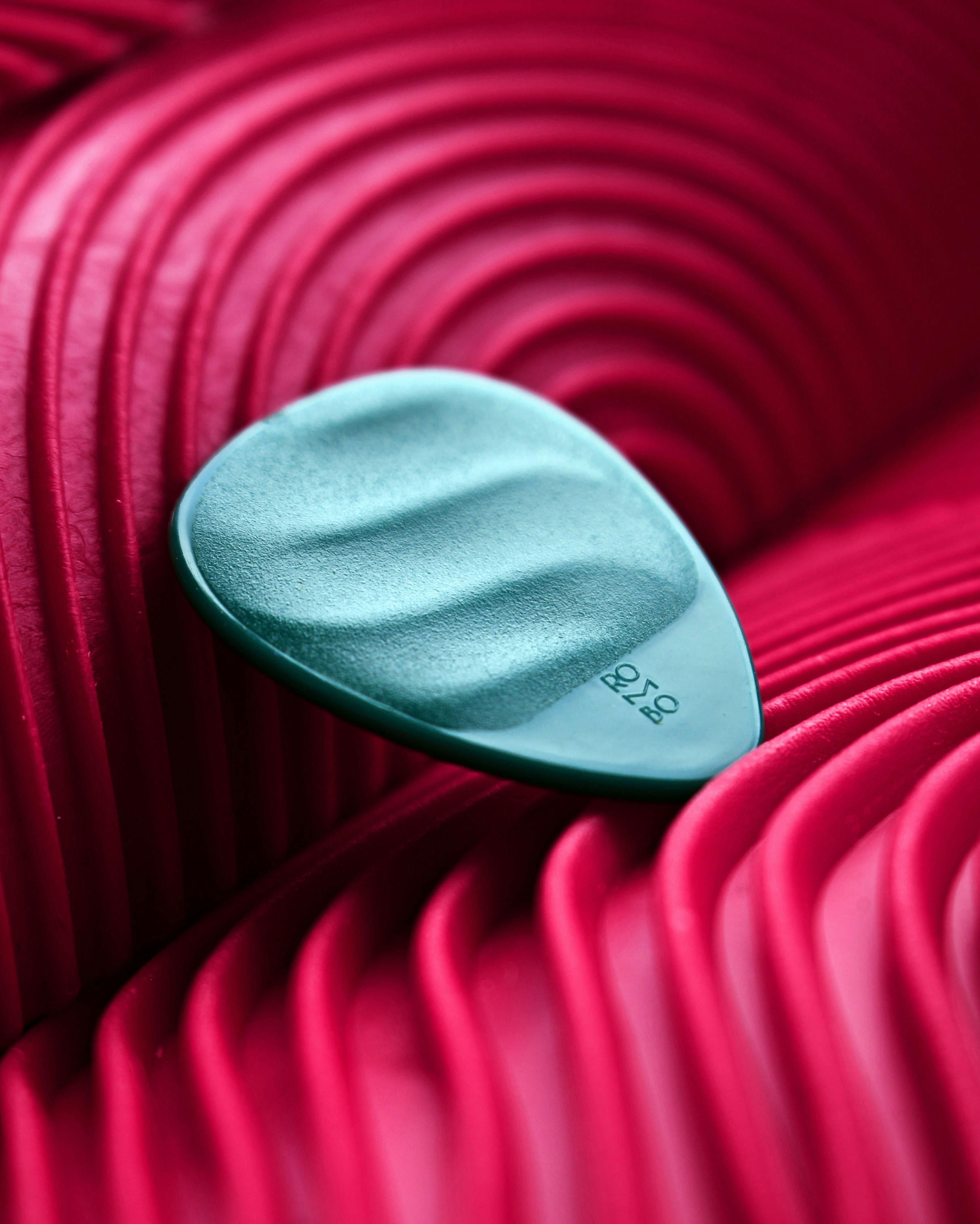 How Minor Chords Add Depth and Emotion ‌to Guitar Music